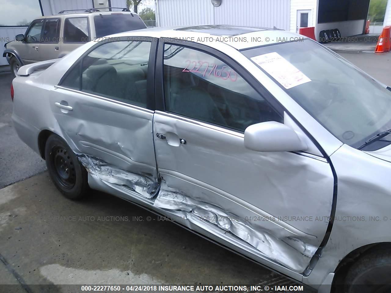 TOYOTA CAMRY image 6