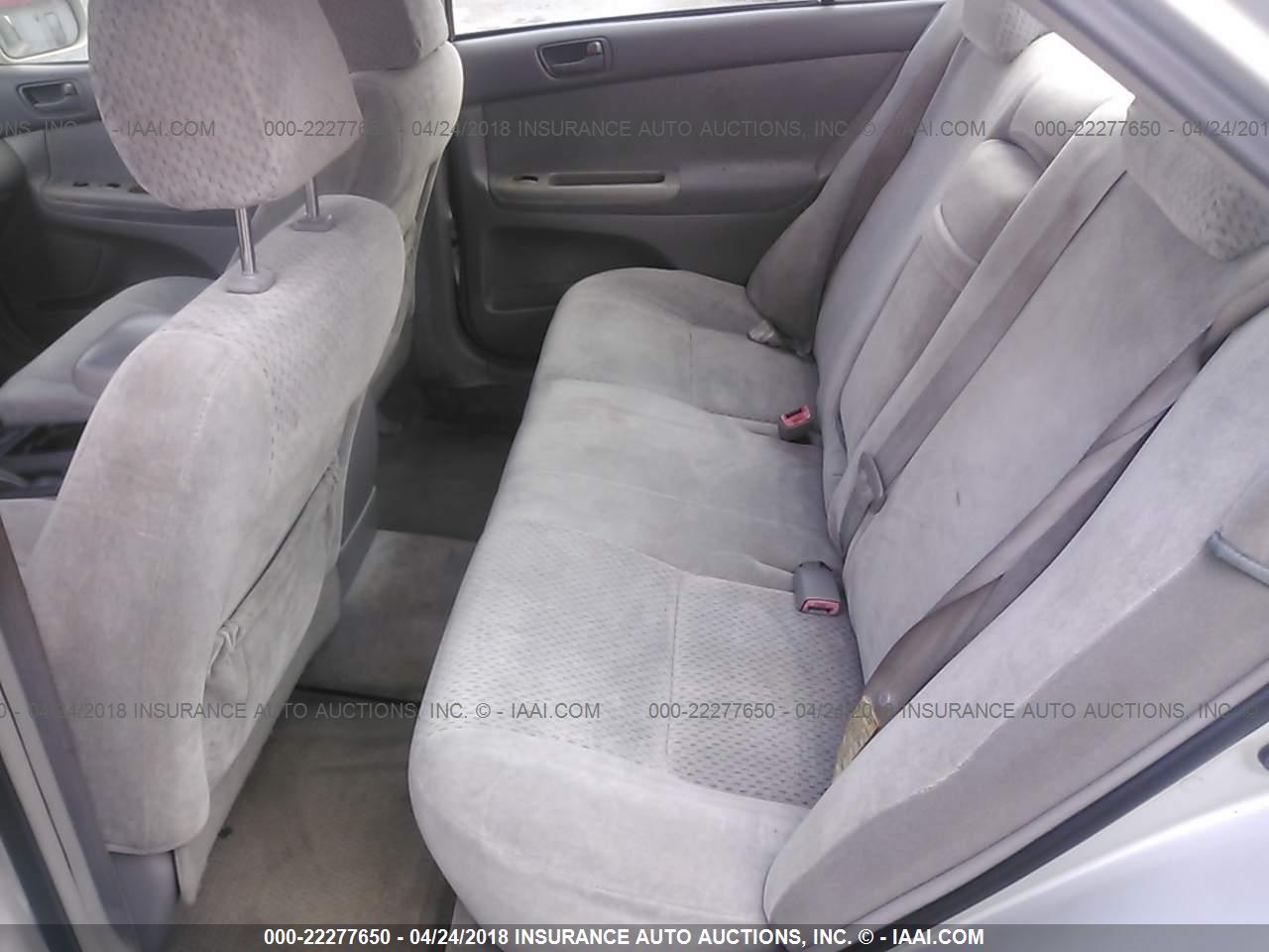 TOYOTA CAMRY image 8