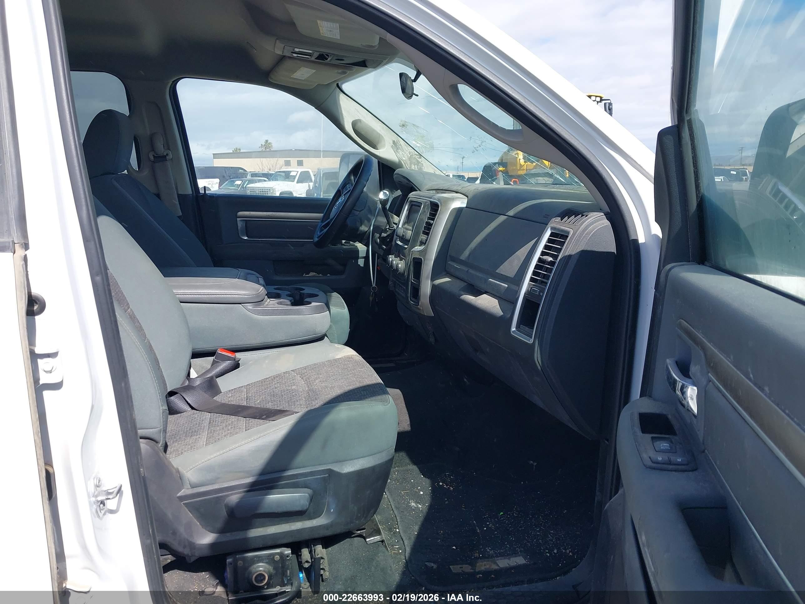 RAM 2500 image 5