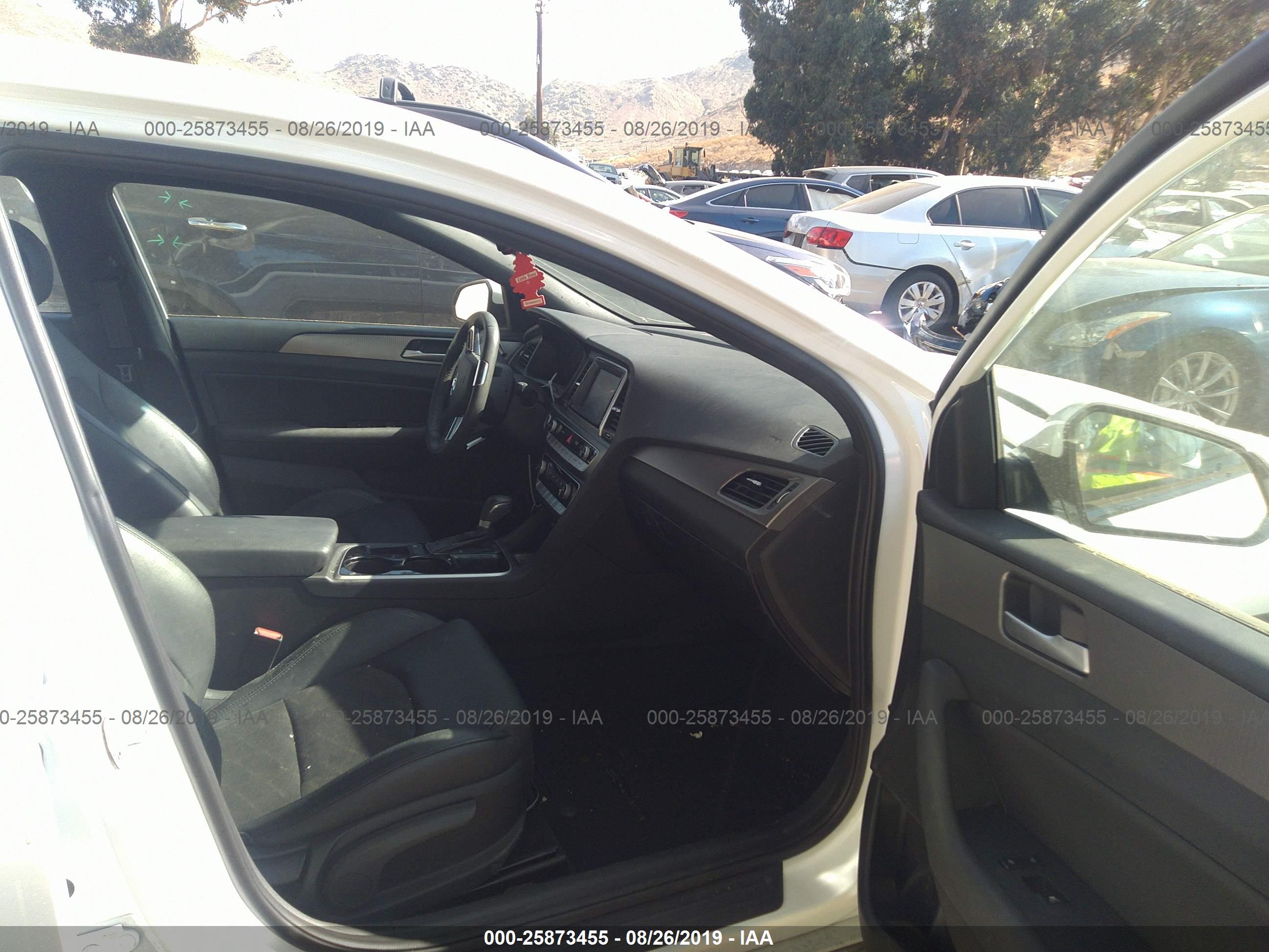 HYUNDAI SONATA image 5