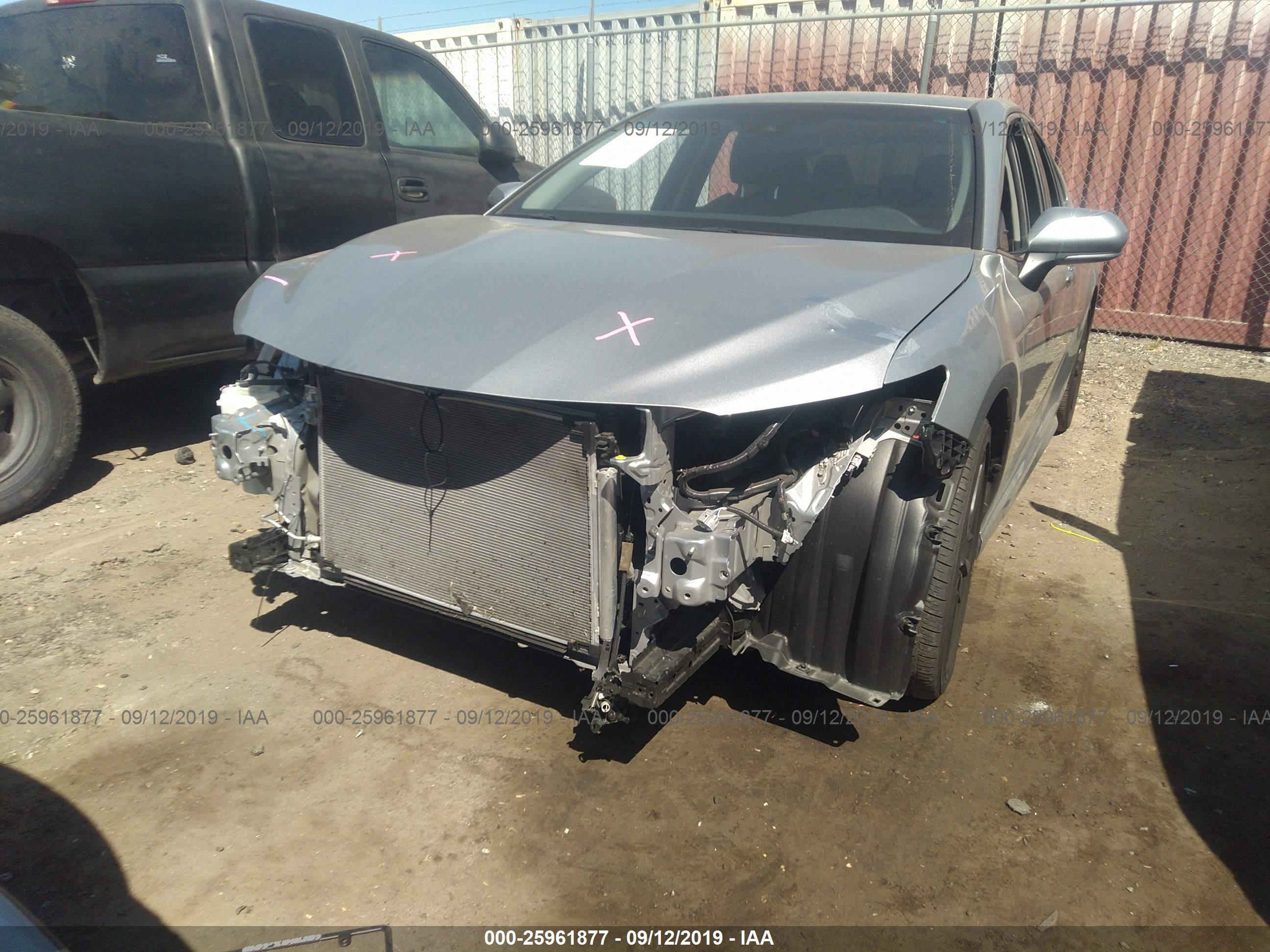 TOYOTA CAMRY image 6