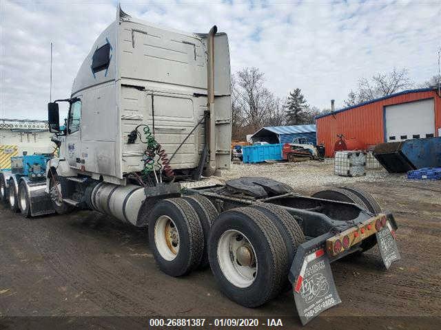 VOLVO VN image 3