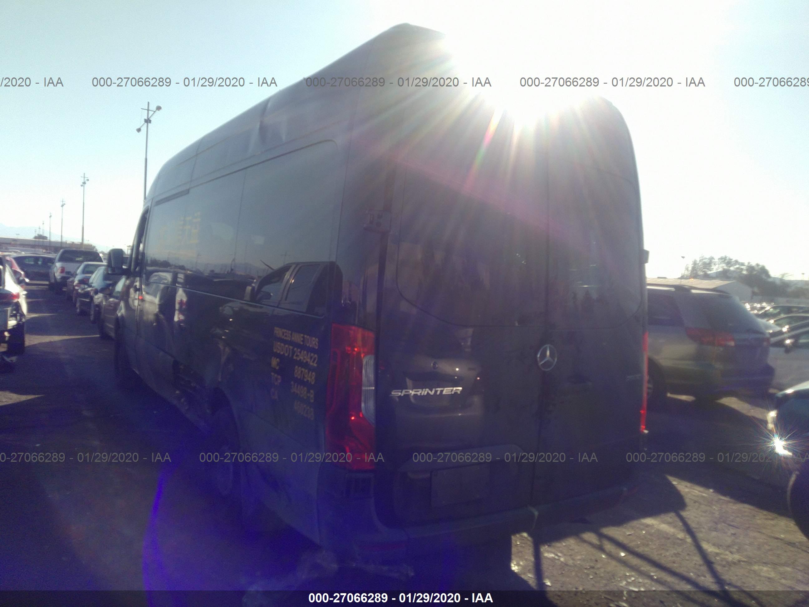MERCEDES-BENZ SPRINTER image 3