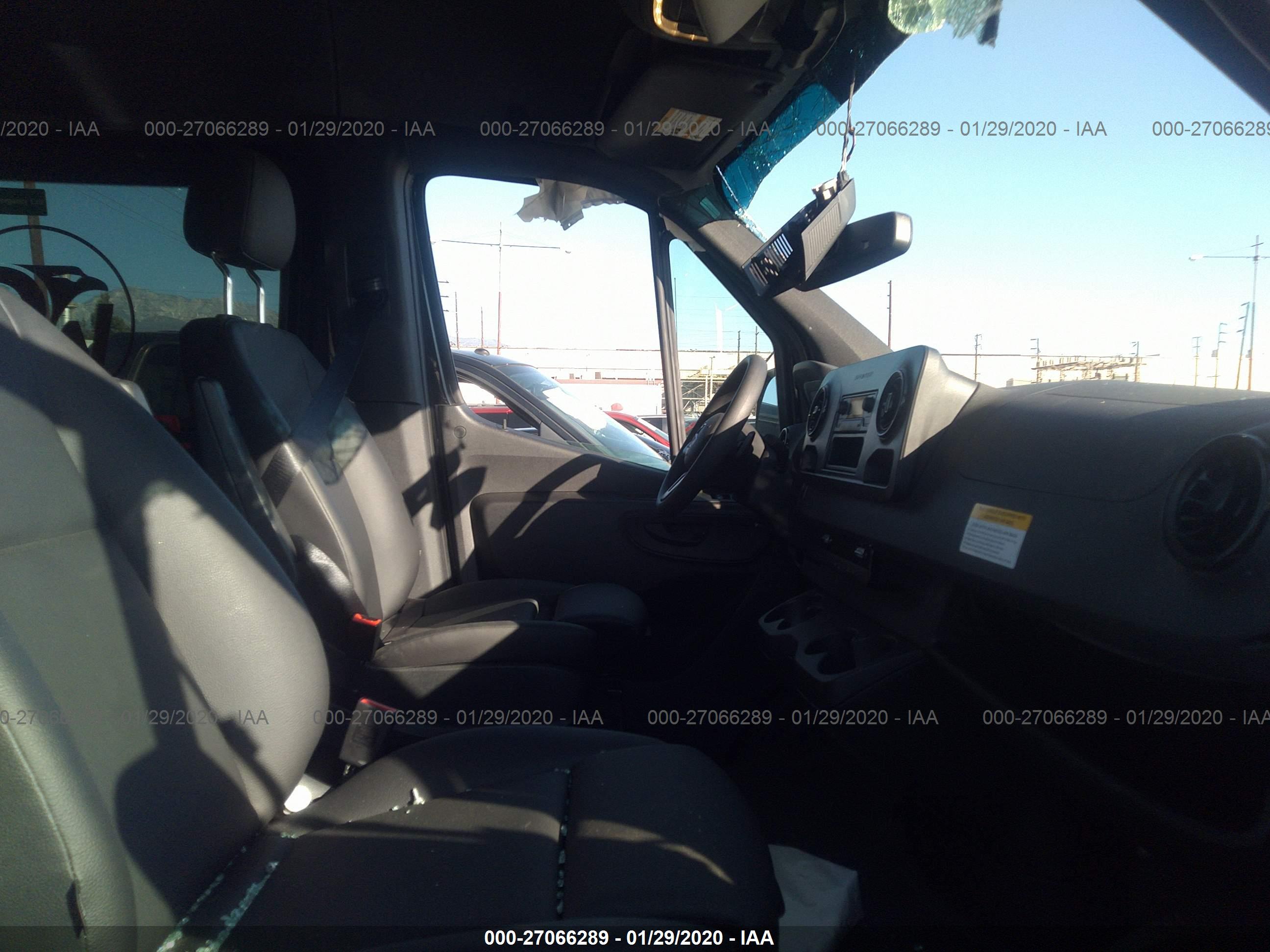 MERCEDES-BENZ SPRINTER image 5
