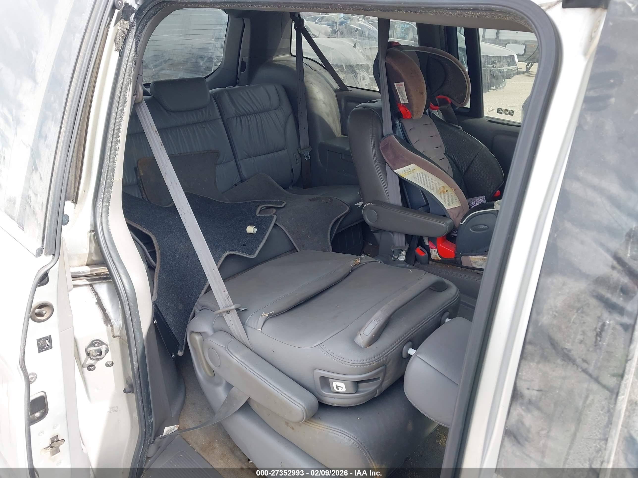 HONDA ODYSSEY image 8