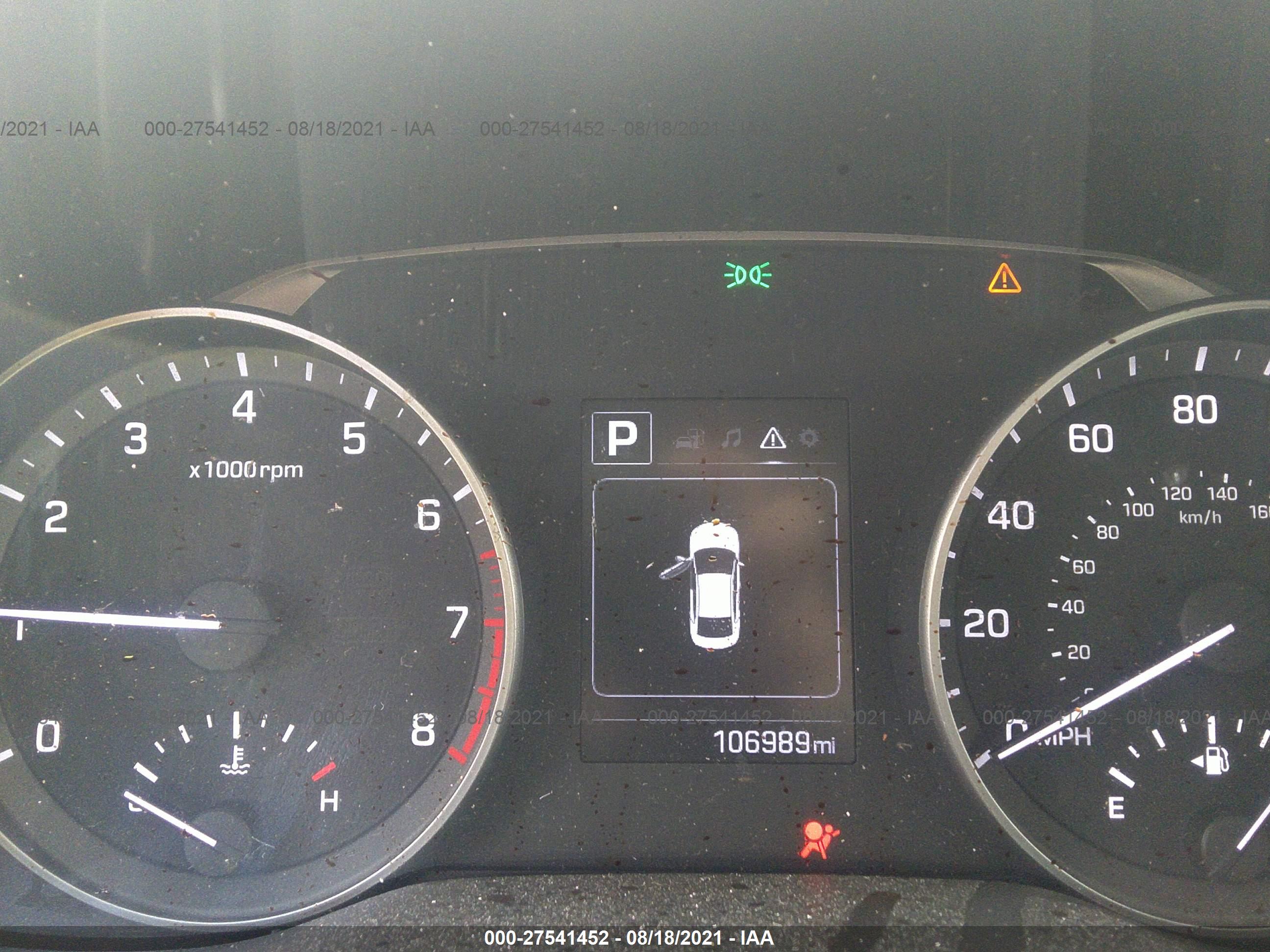 HYUNDAI ELANTRA image 7