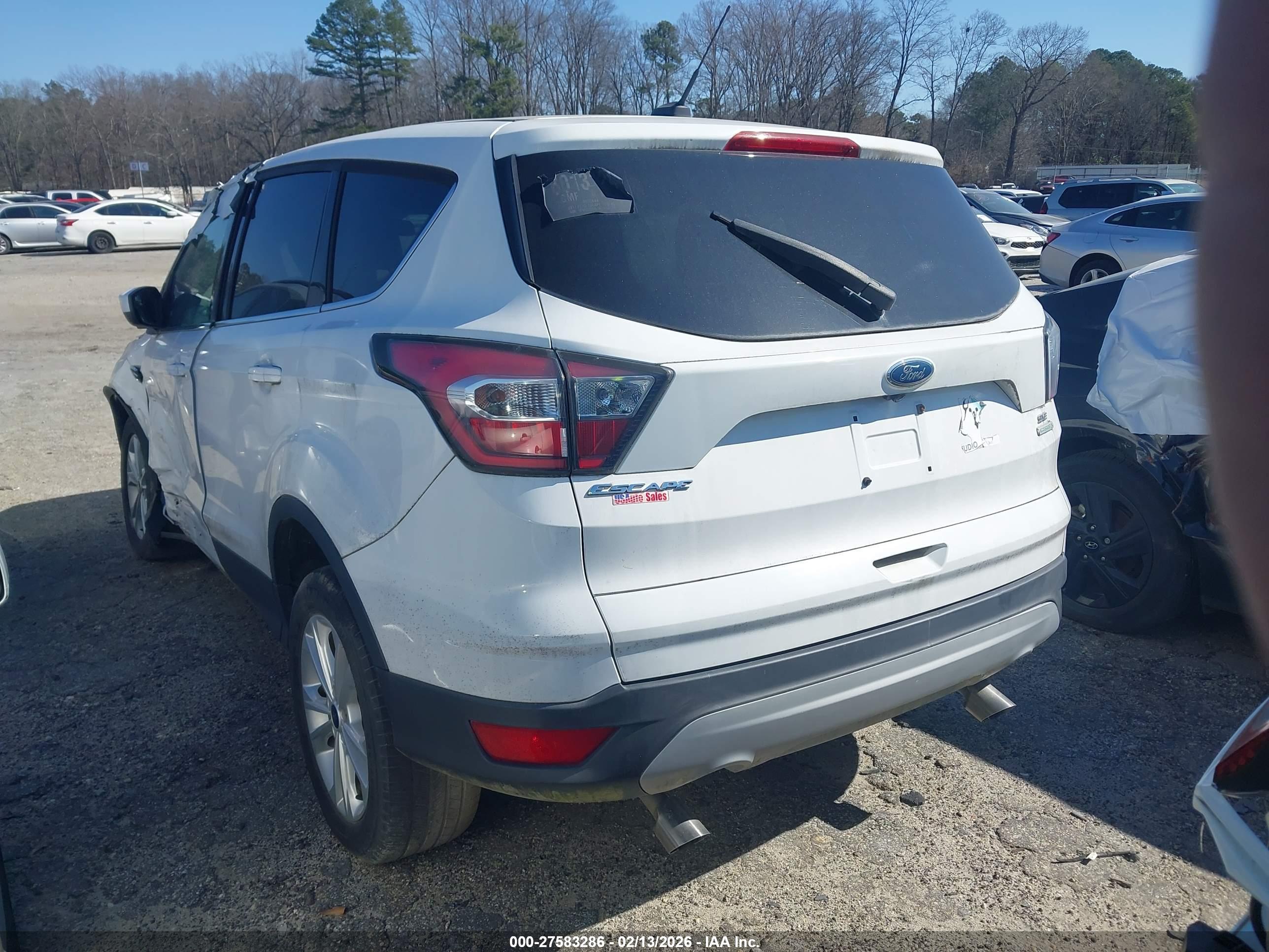 FORD ESCAPE image 3