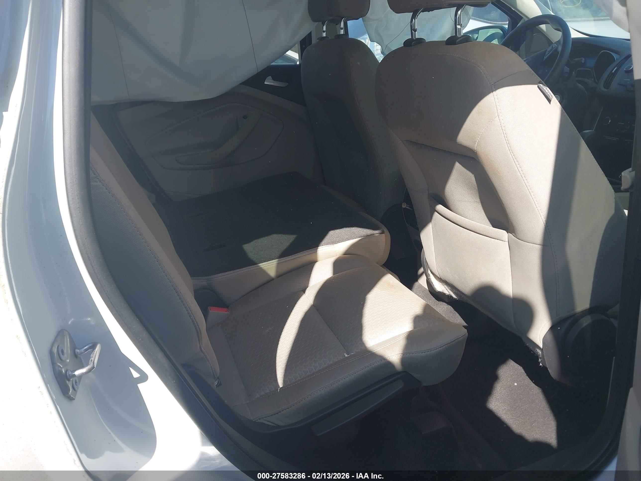 FORD ESCAPE image 8