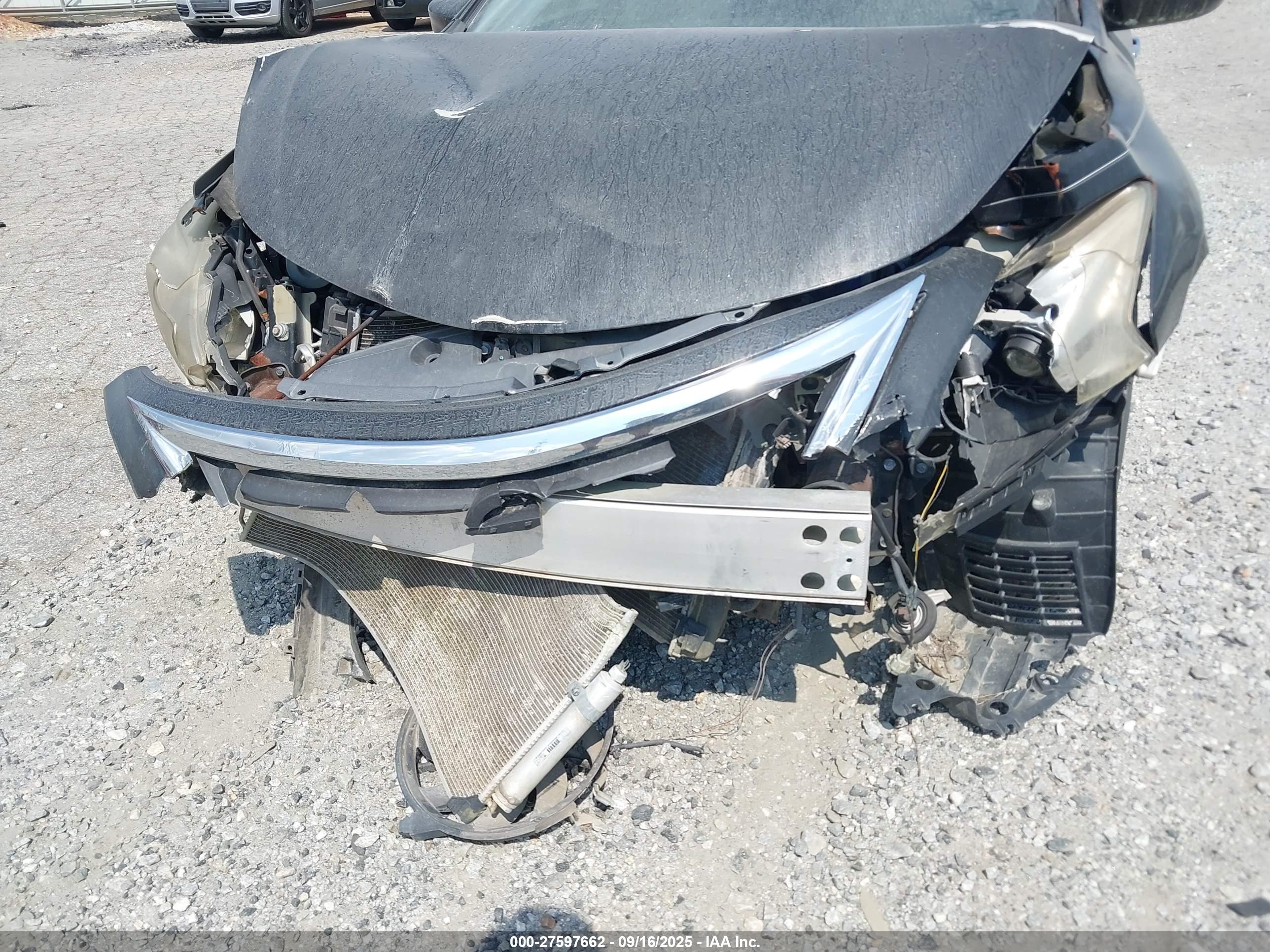 NISSAN ALTIMA image 6