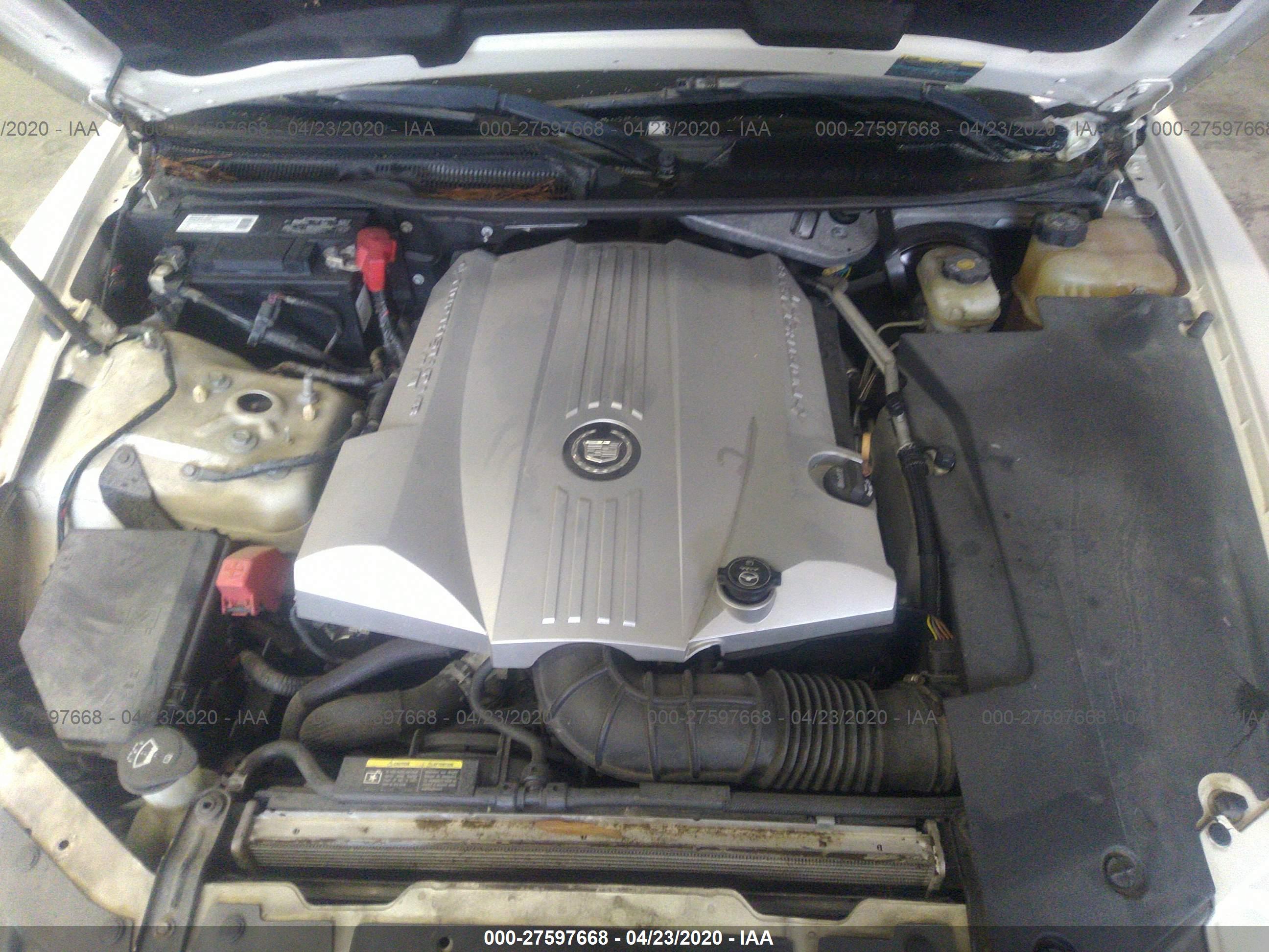 CADILLAC STS image 10