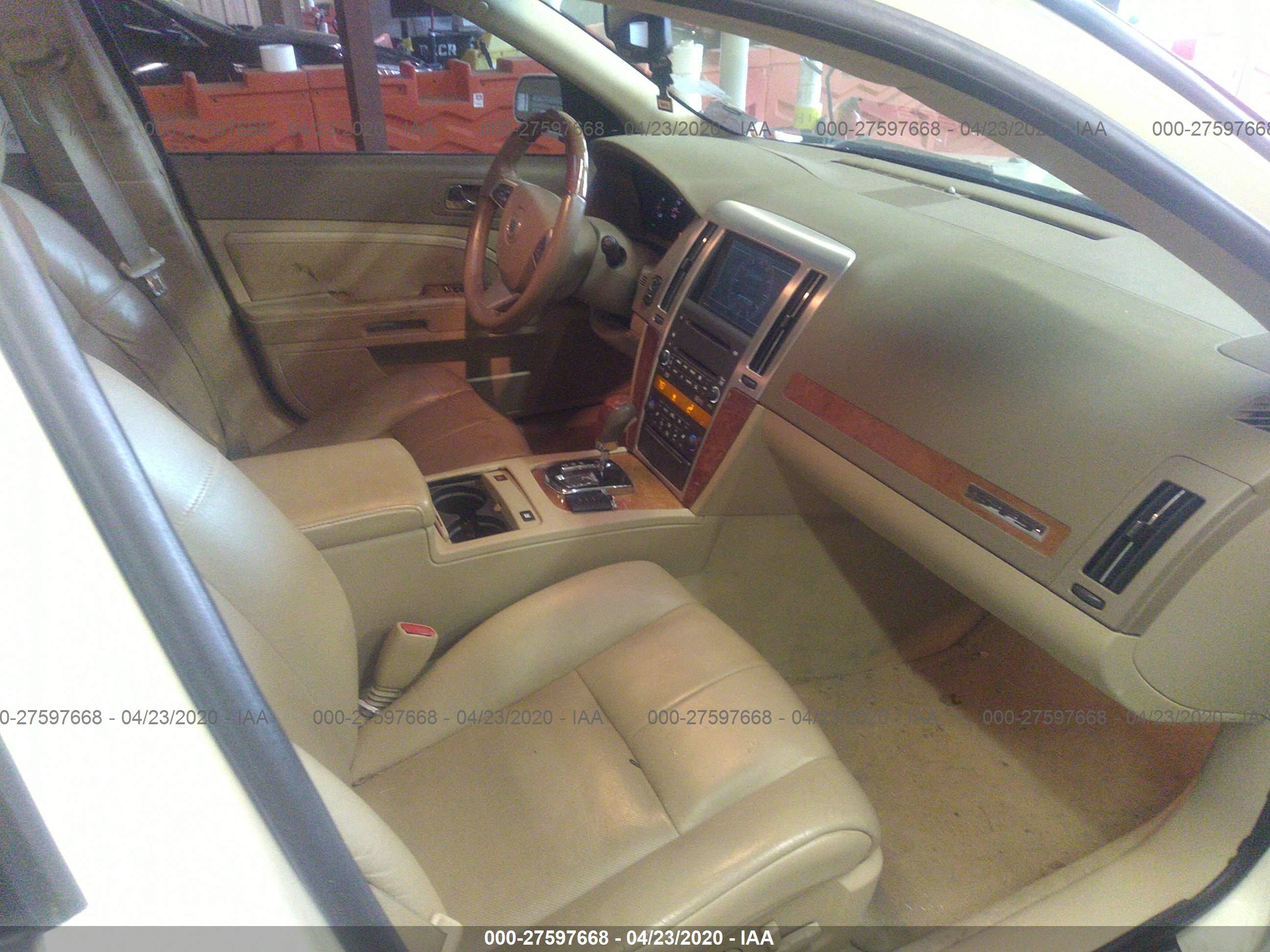 CADILLAC STS image 5