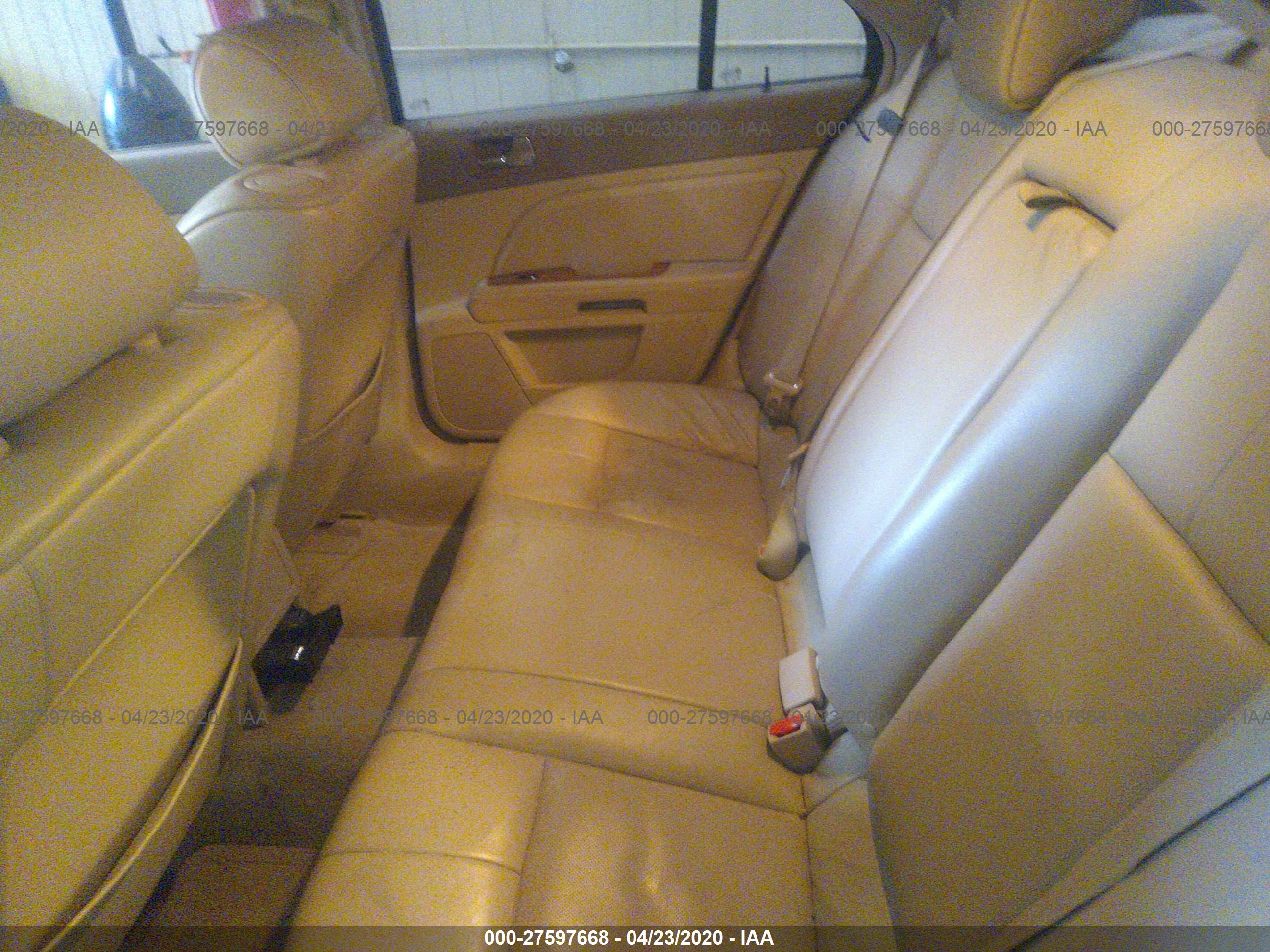 CADILLAC STS image 8