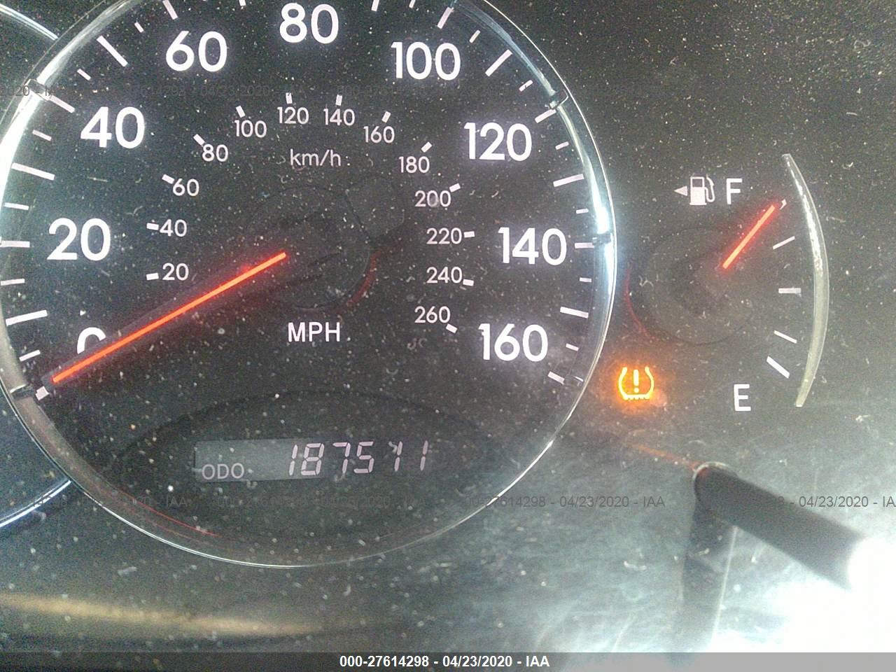 TOYOTA AVALON image 7