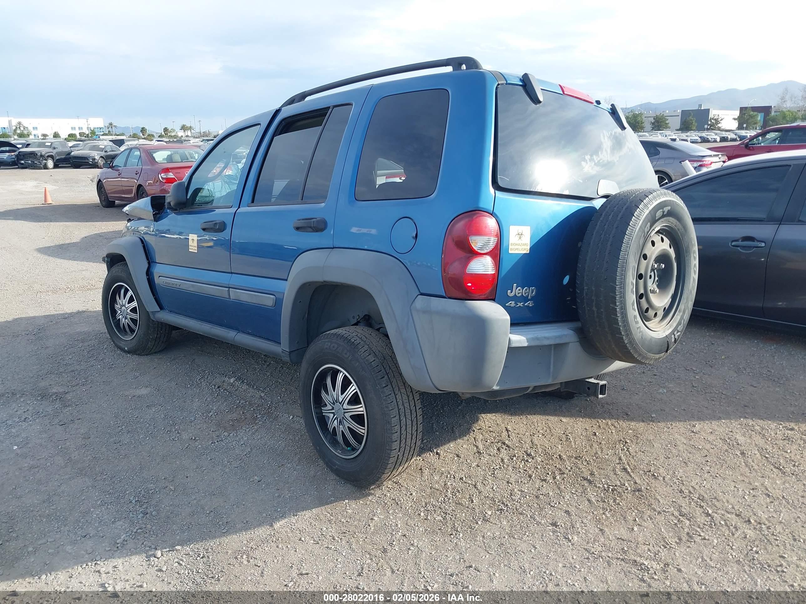 JEEP LIBERTY image 3