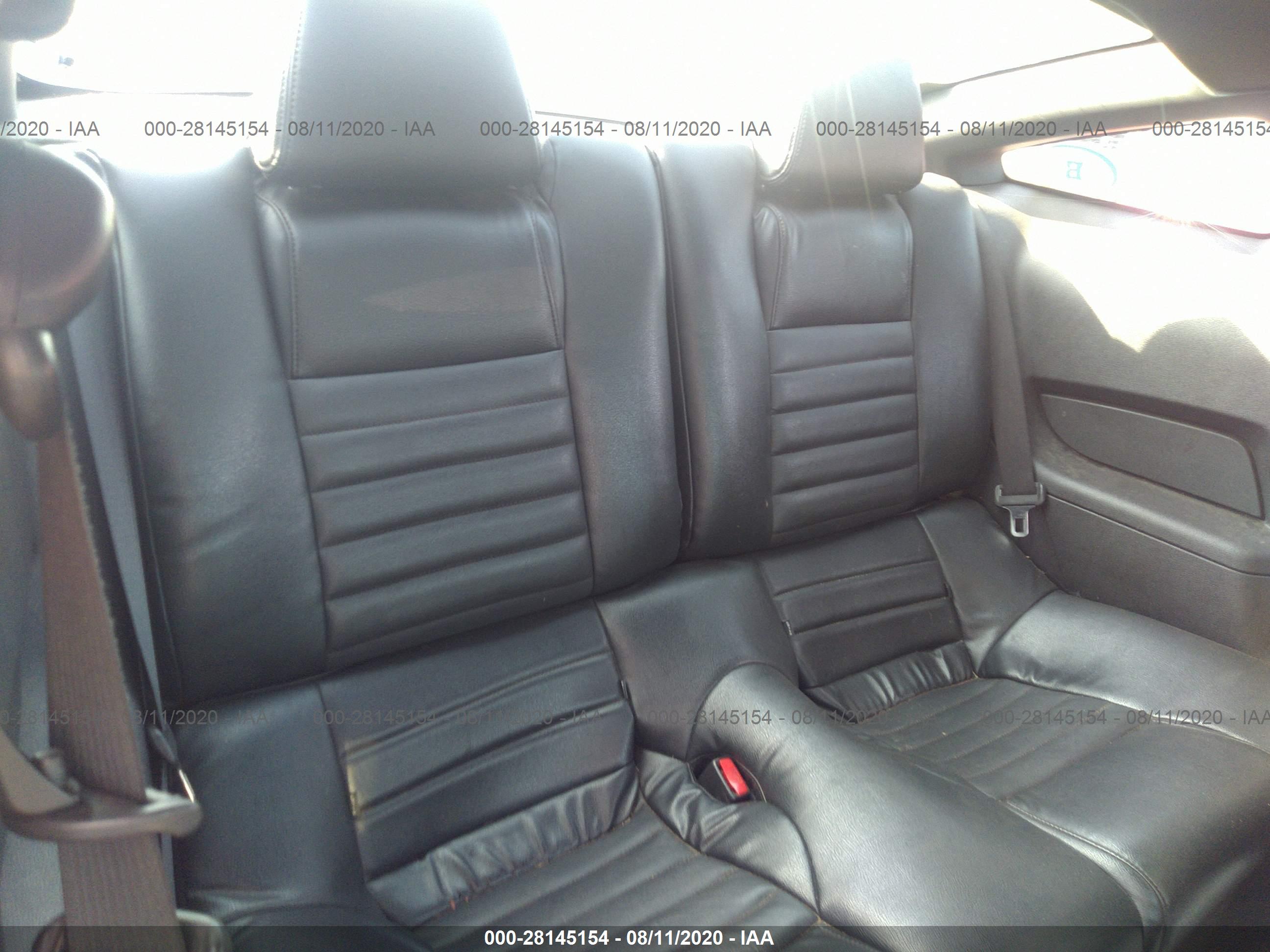 FORD MUSTANG image 8