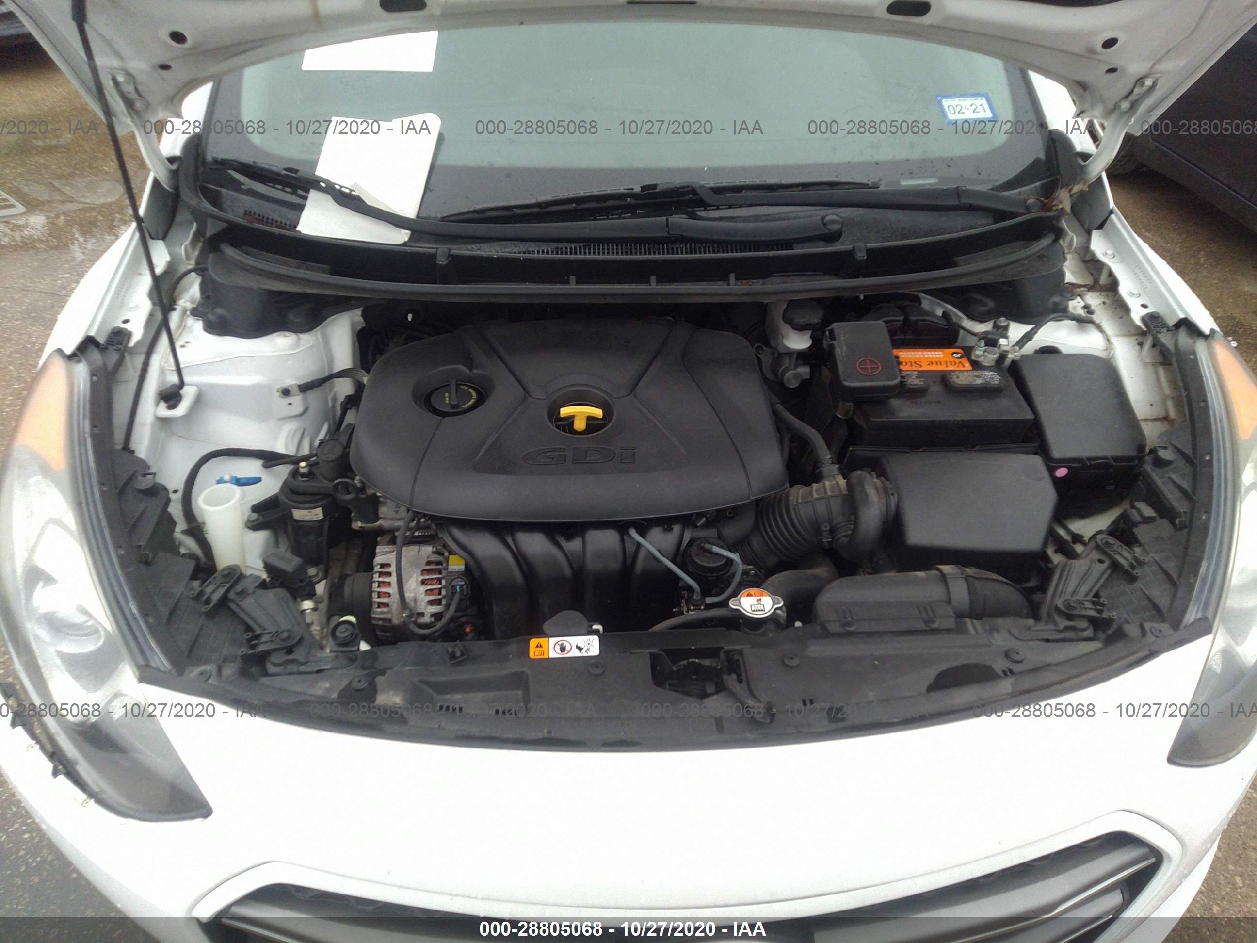 HYUNDAI ELANTRA image 10