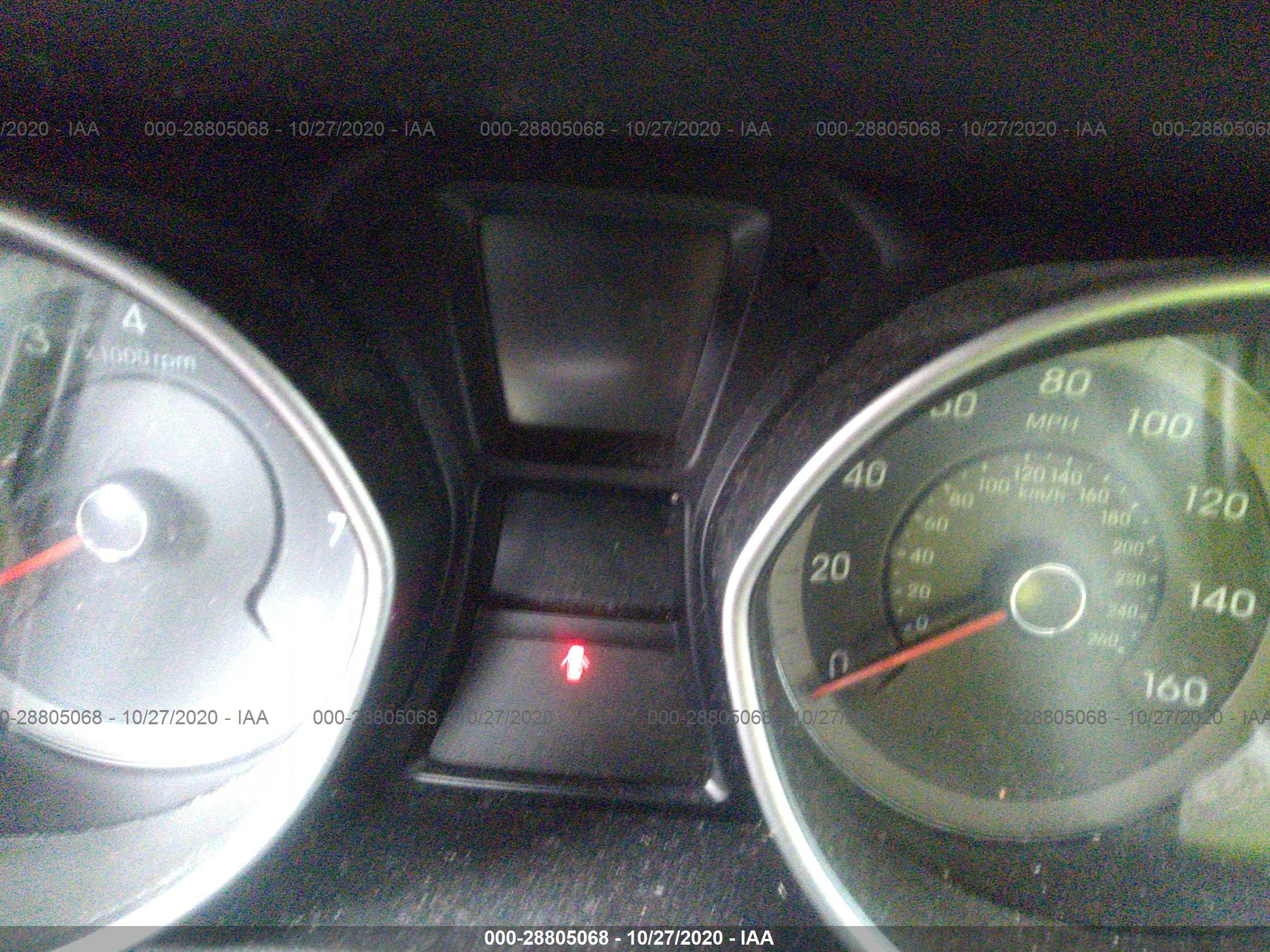HYUNDAI ELANTRA image 7