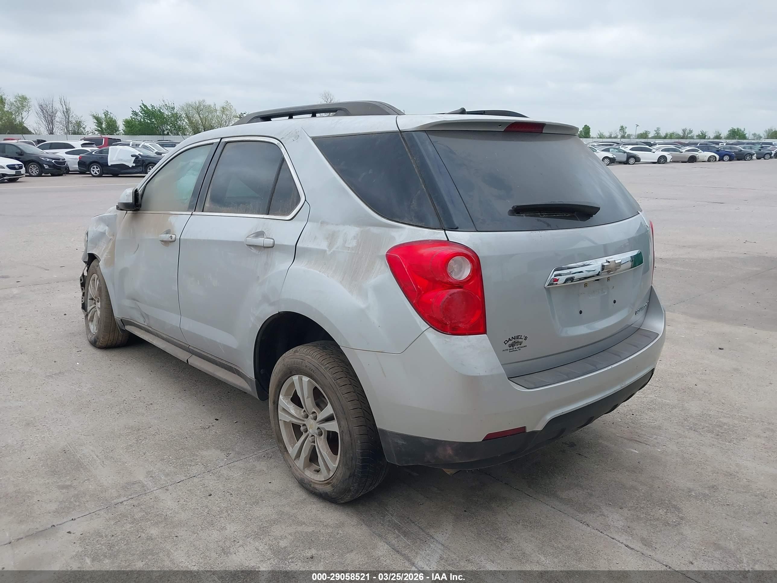 CHEVROLET EQUINOX image 3