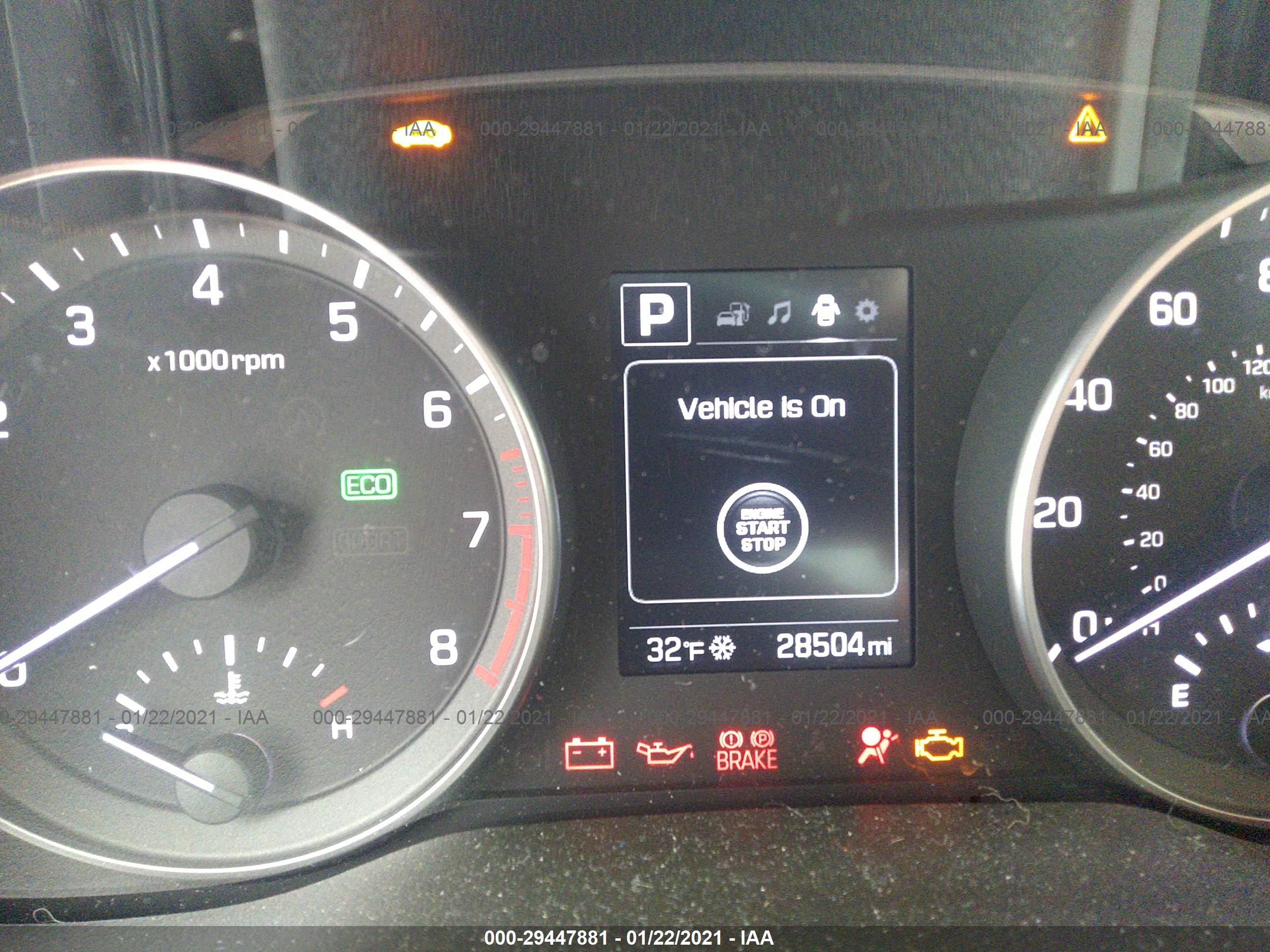HYUNDAI ELANTRA image 7