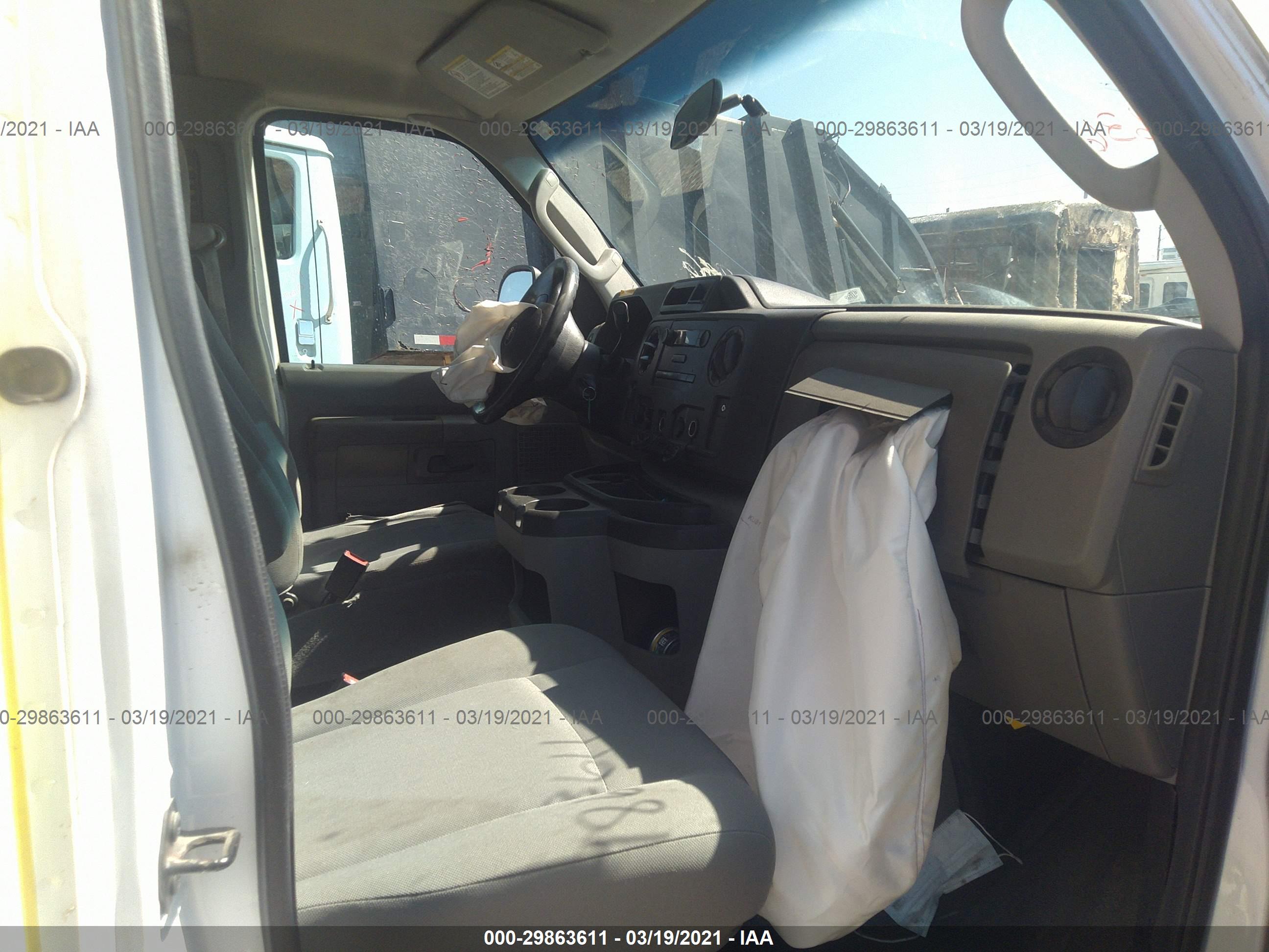 FORD E-450 image 5