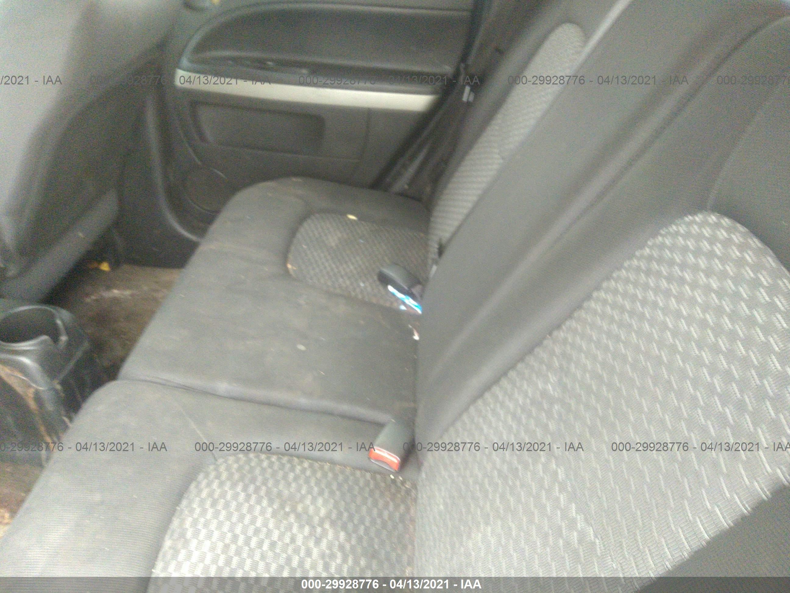 CHEVROLET HHR image 8
