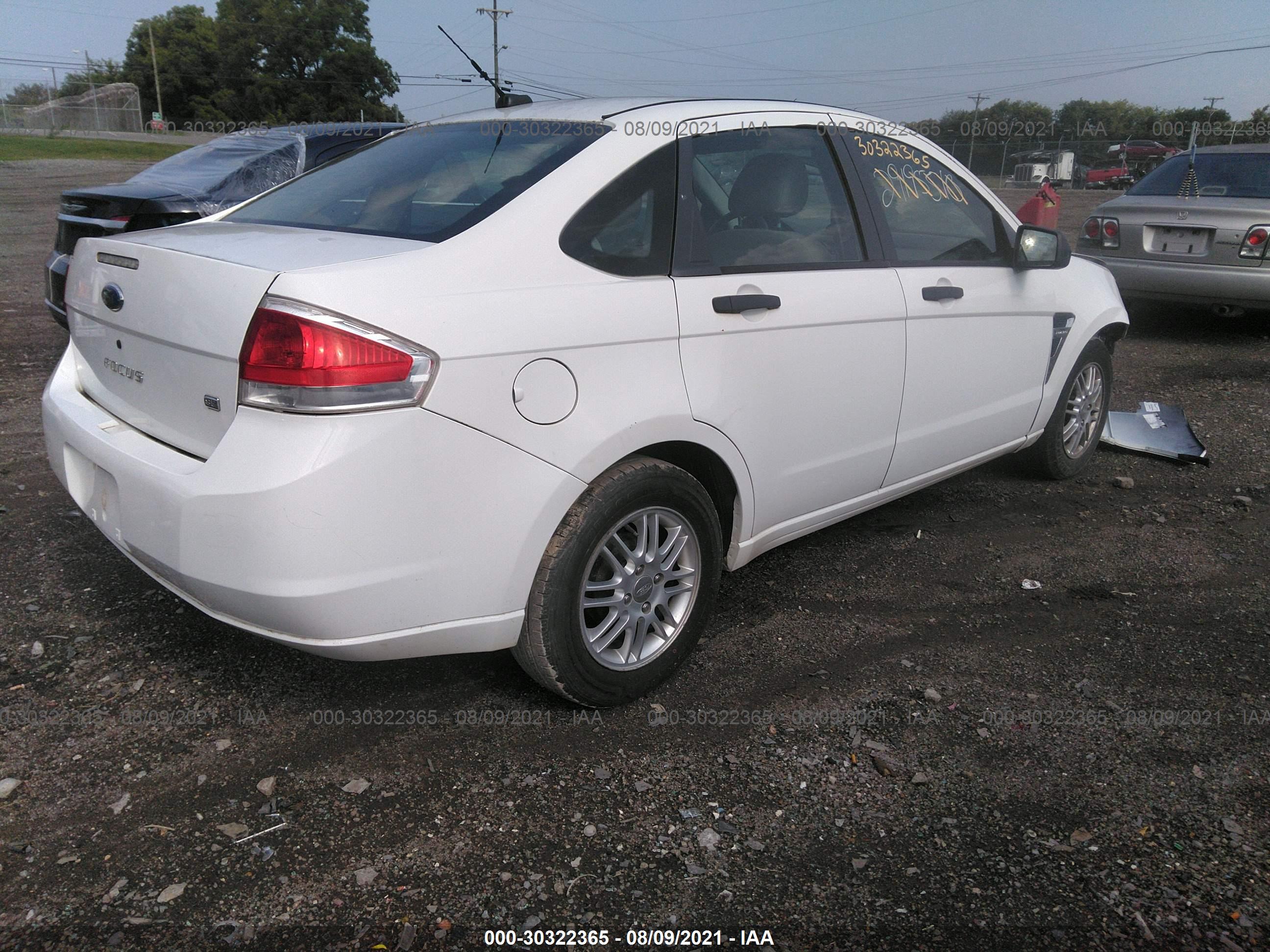FORD FOCUS image 4