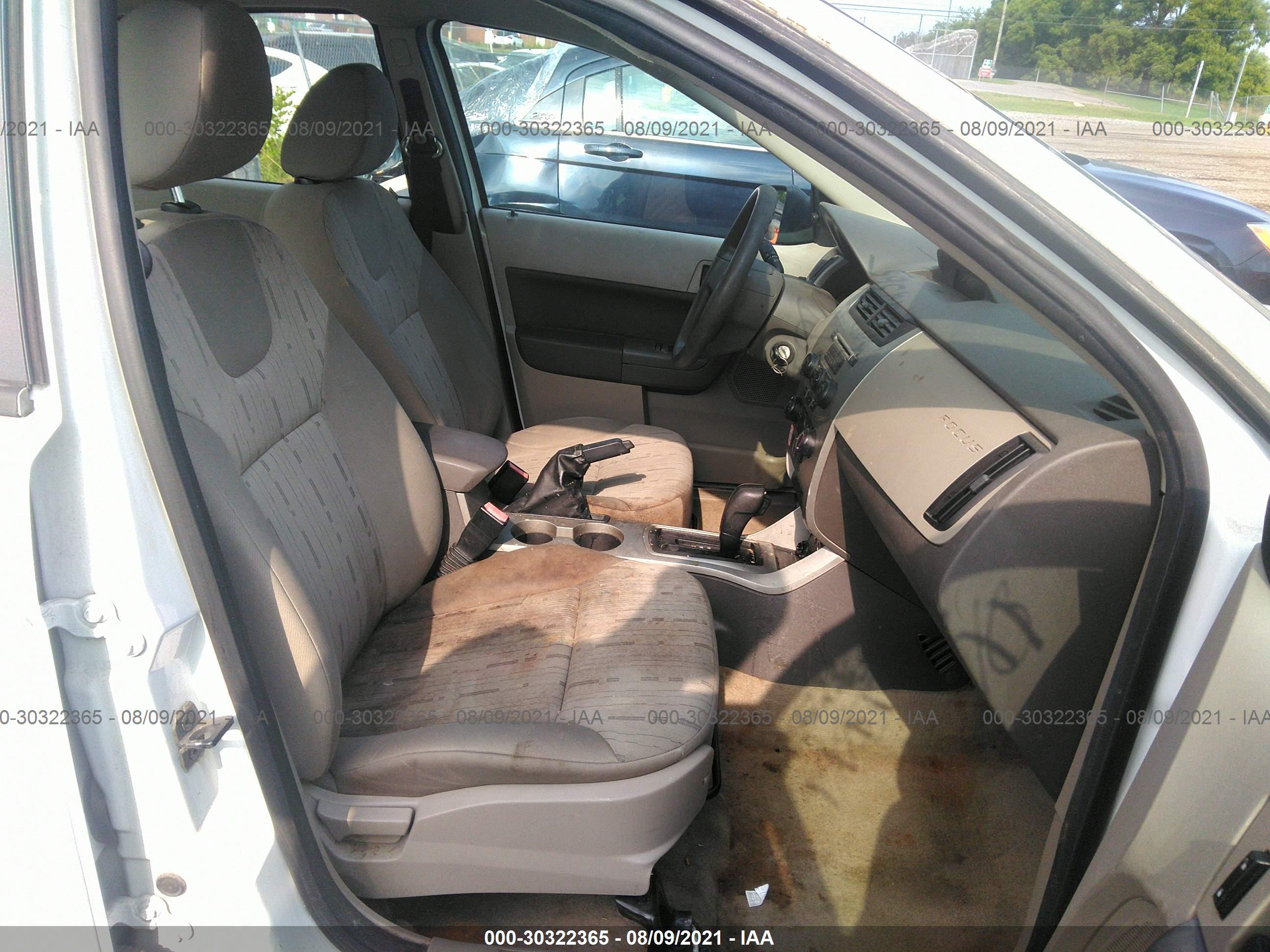 FORD FOCUS image 5