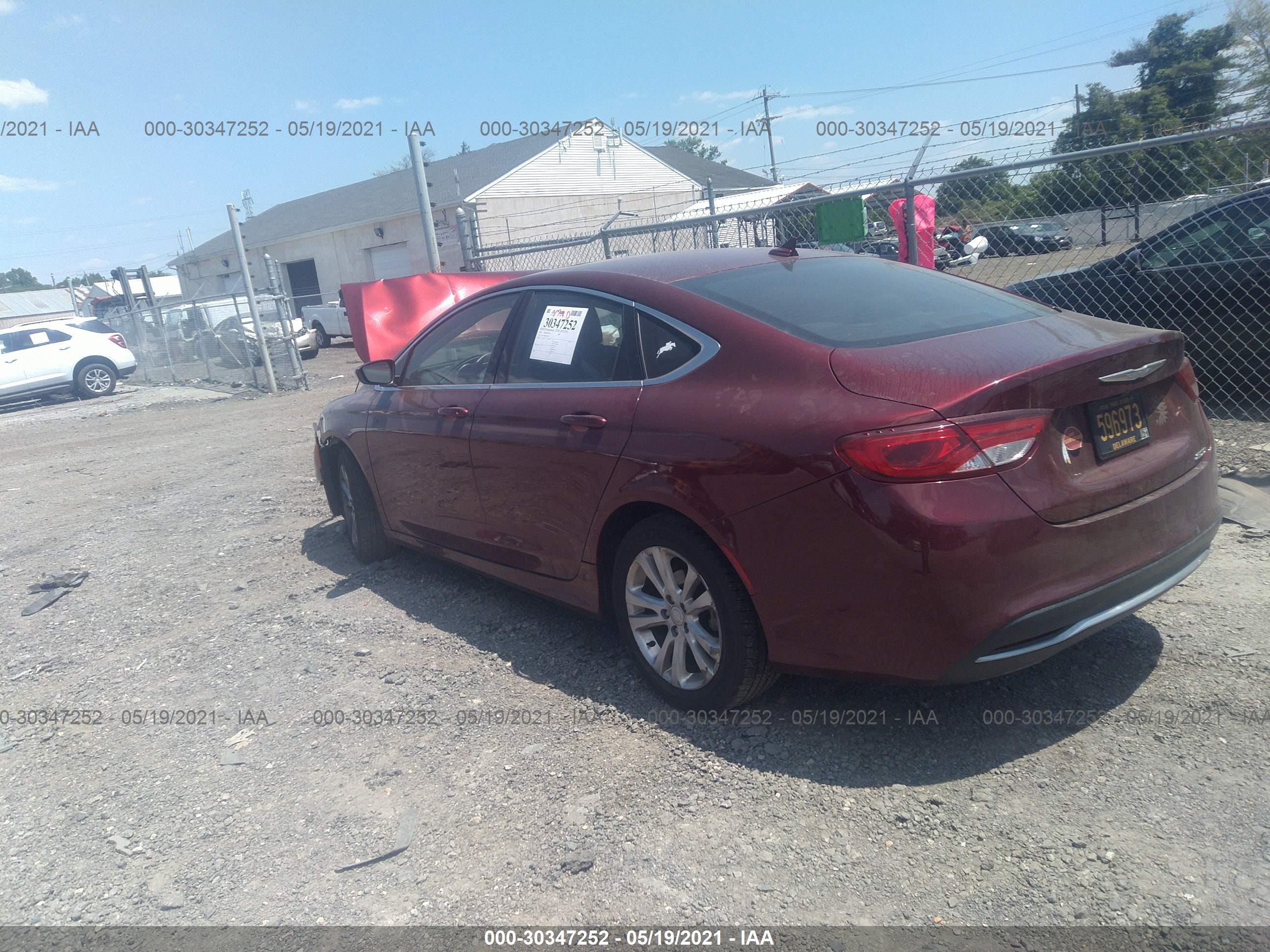 CHRYSLER 200 image 3