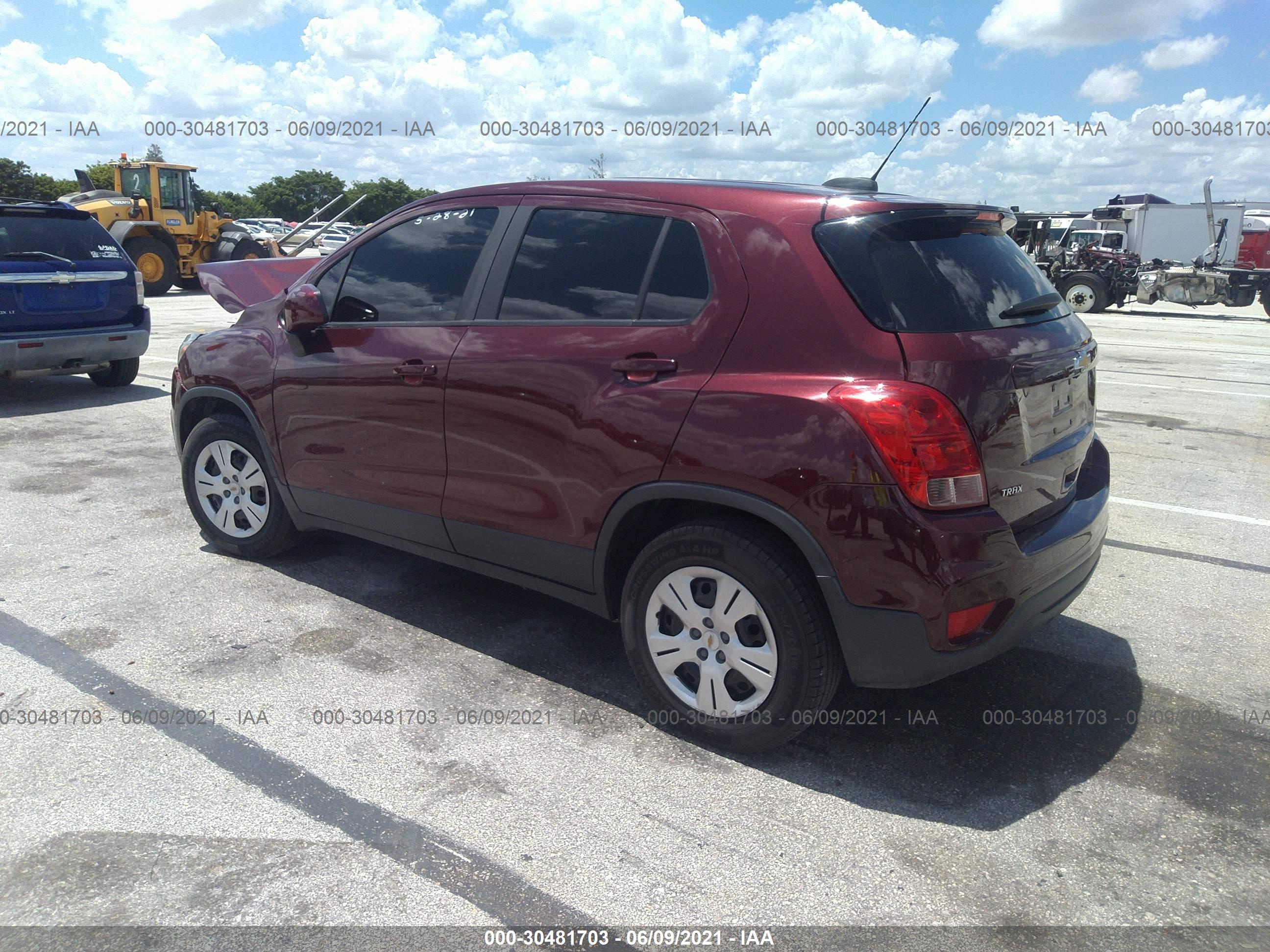 CHEVROLET TRAX image 3