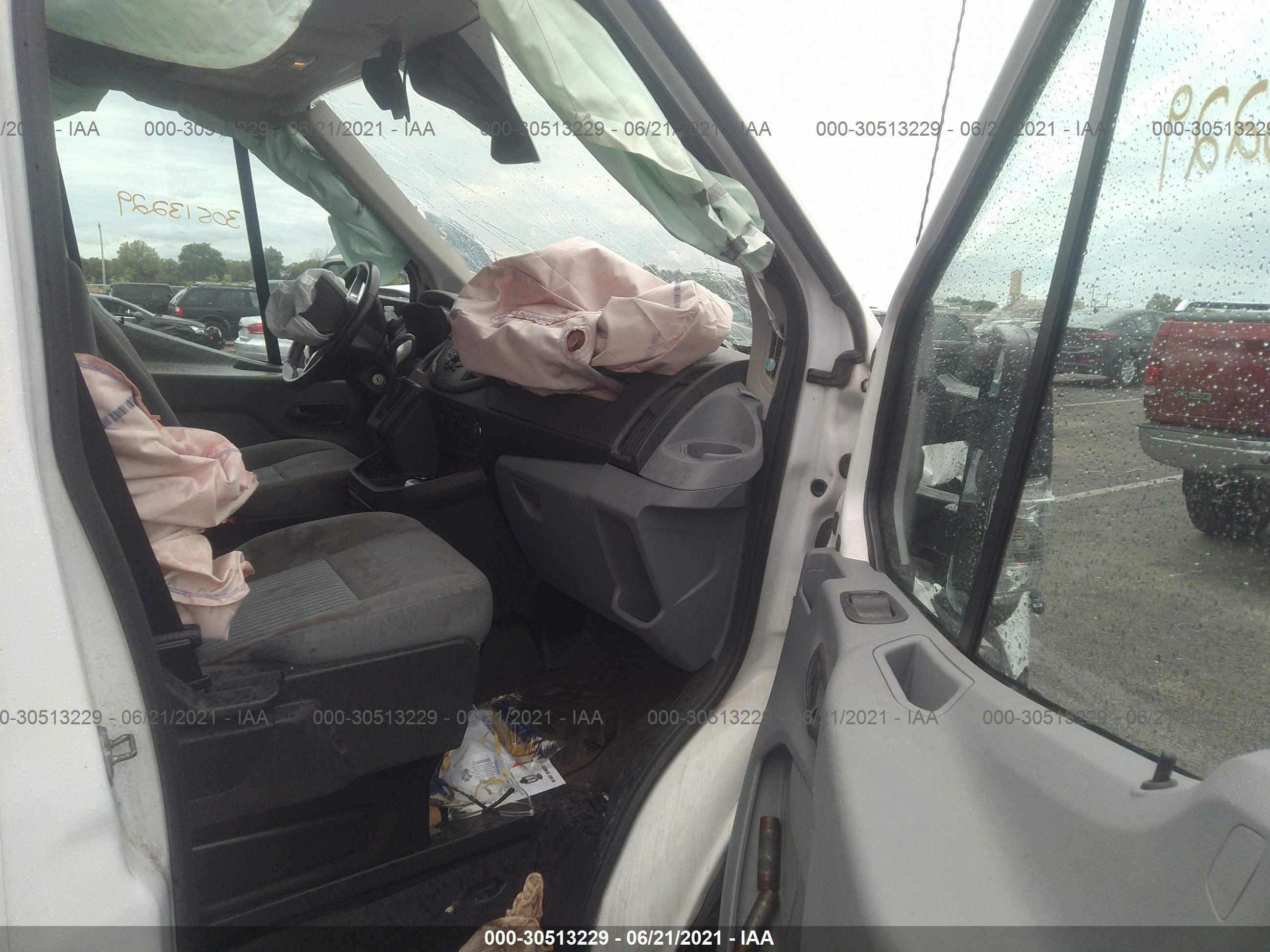FORD TRANSIT-250 image 5