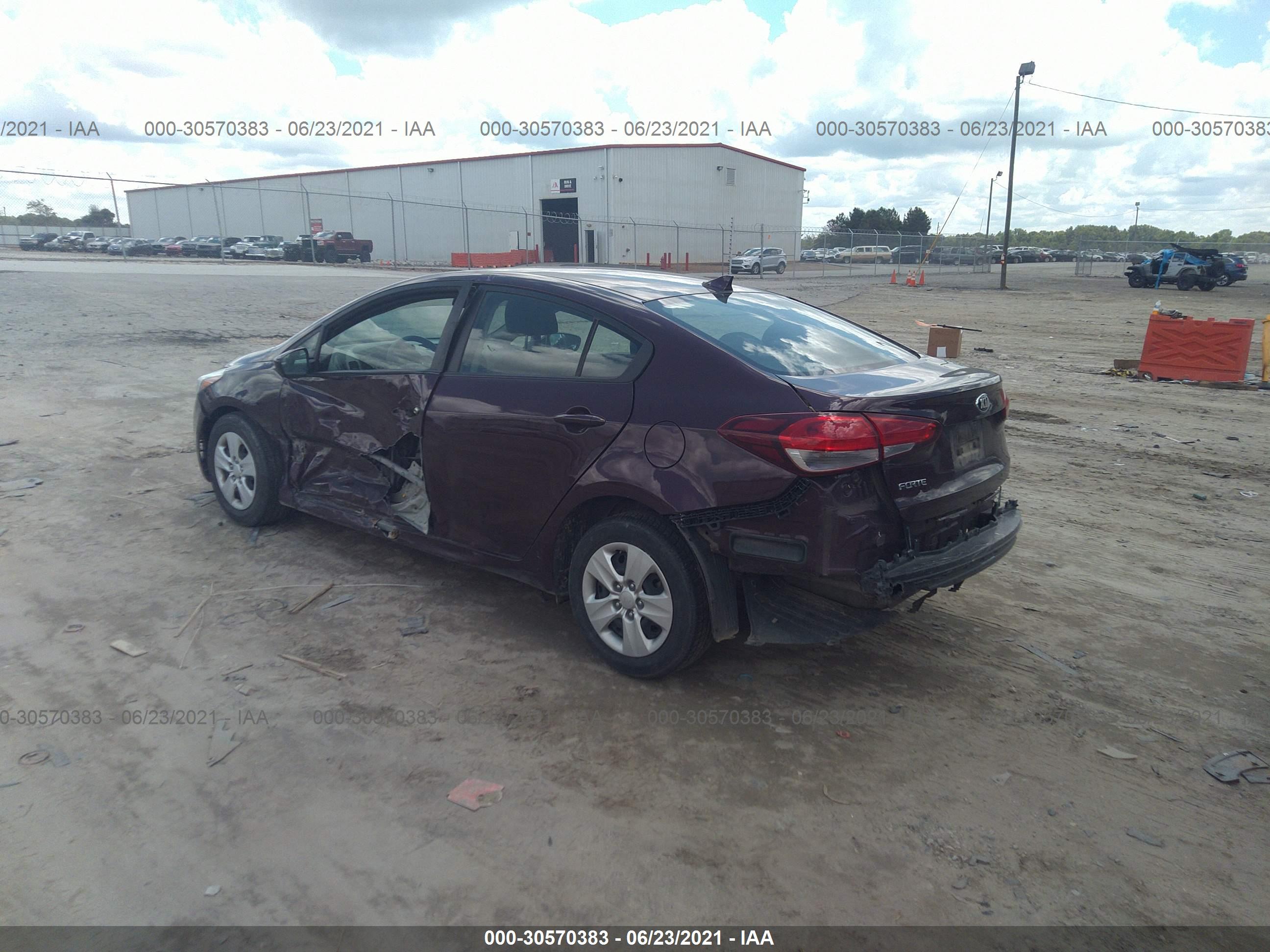 KIA FORTE image 3