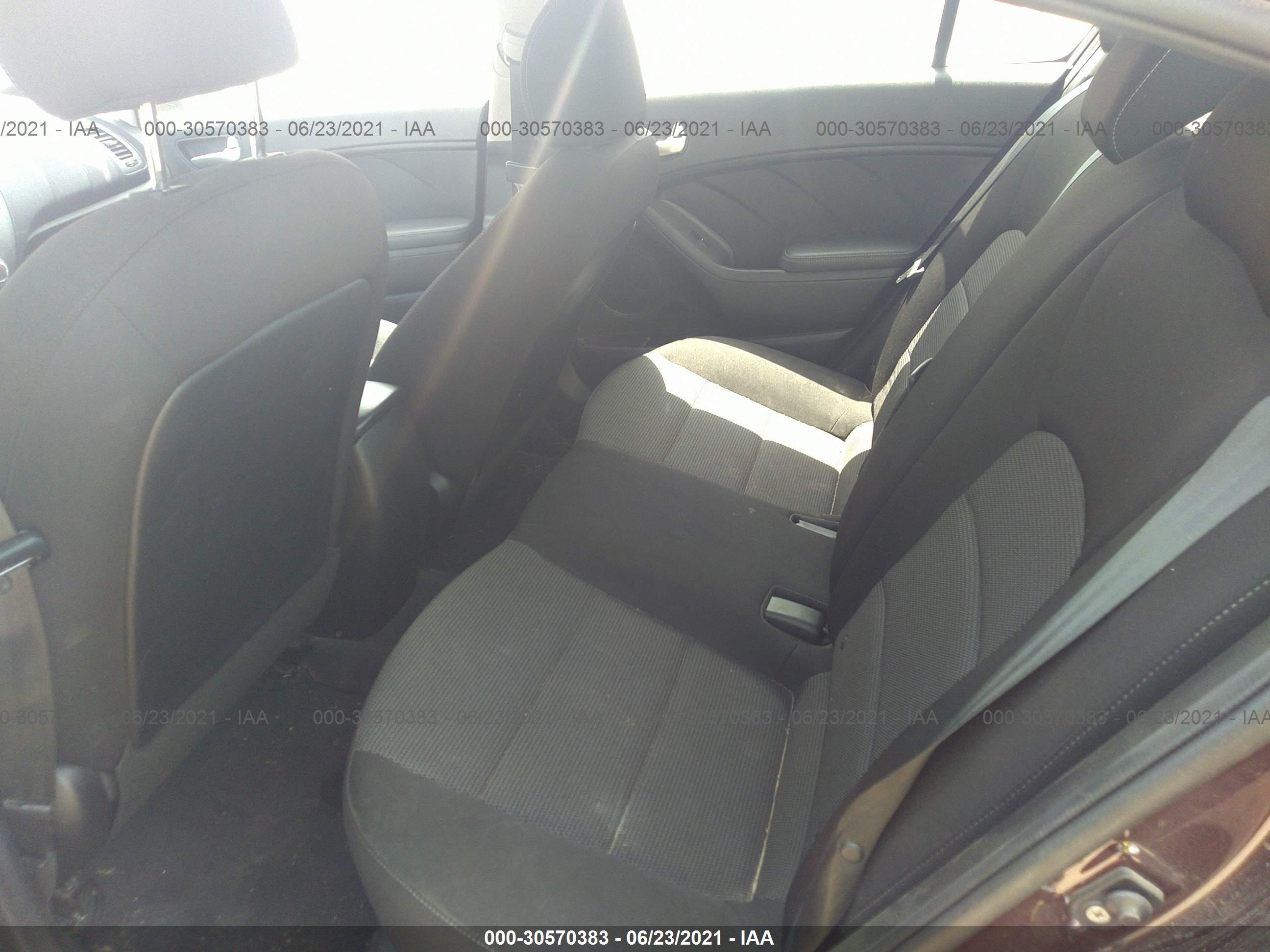 KIA FORTE image 8