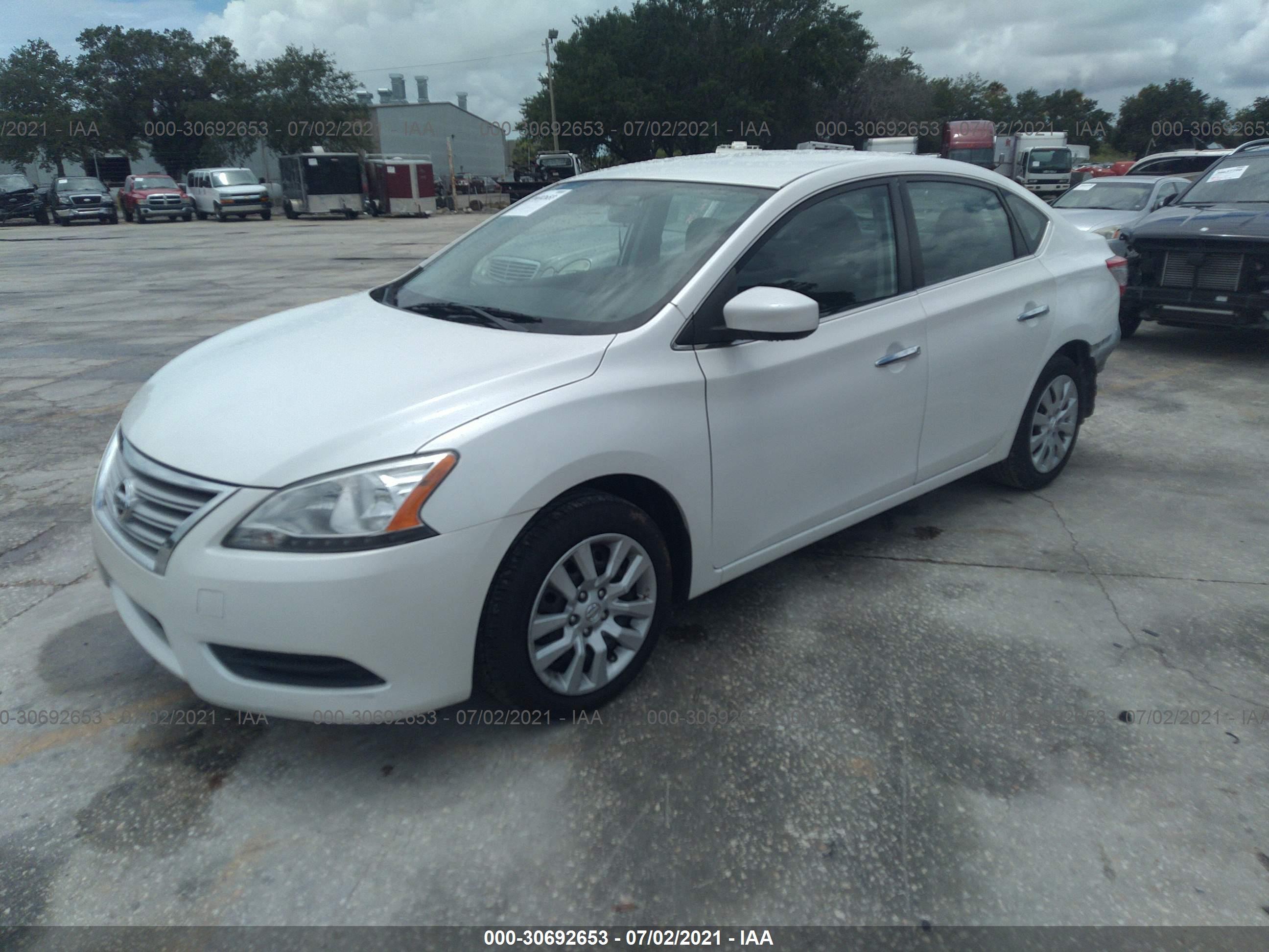 NISSAN SENTRA image 2