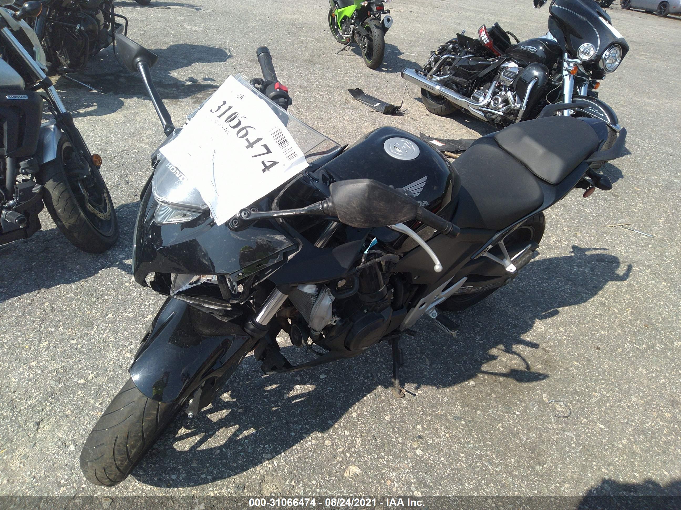 HONDA CBR500 image 2