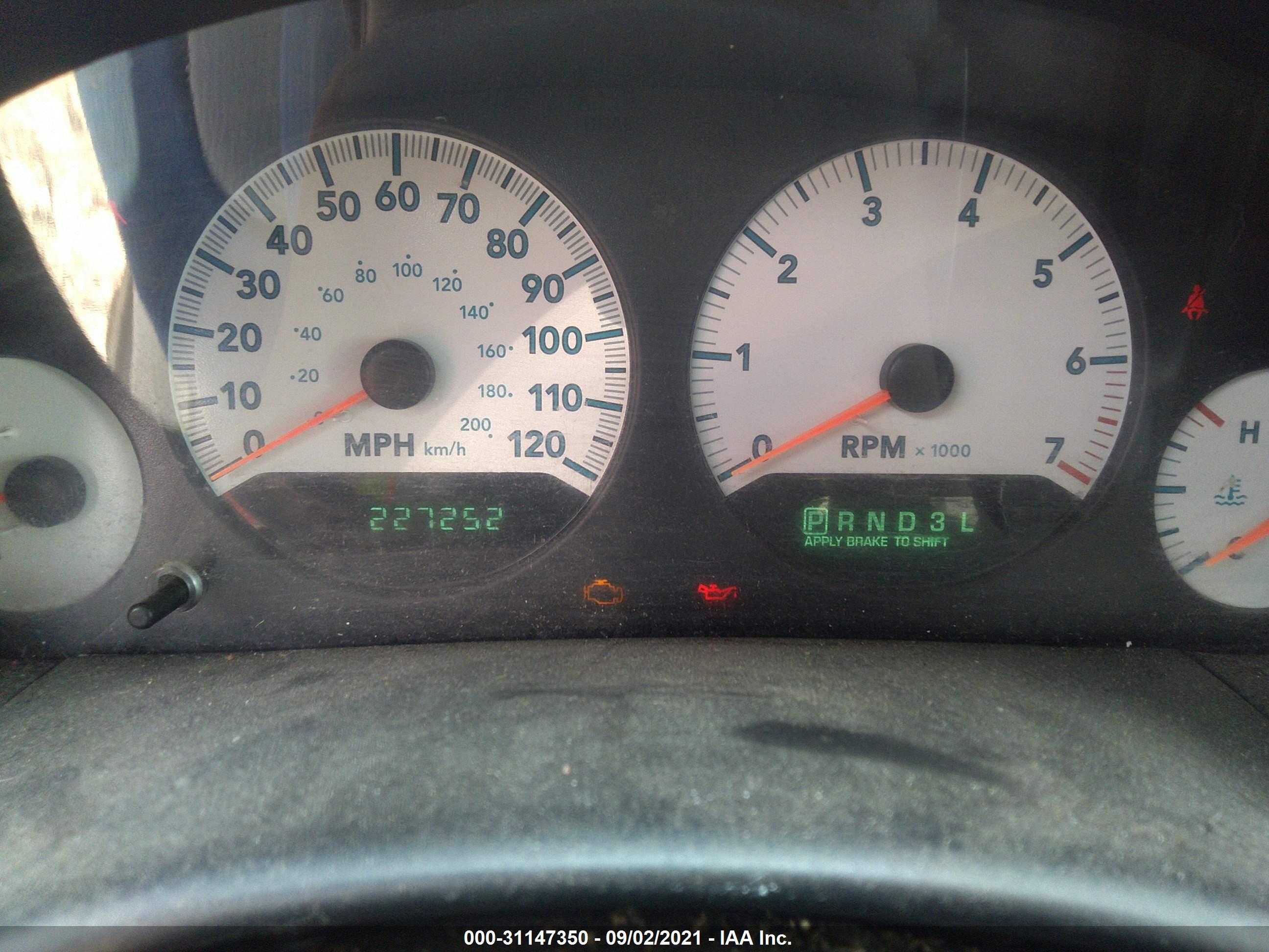 DODGE GRAND image 7