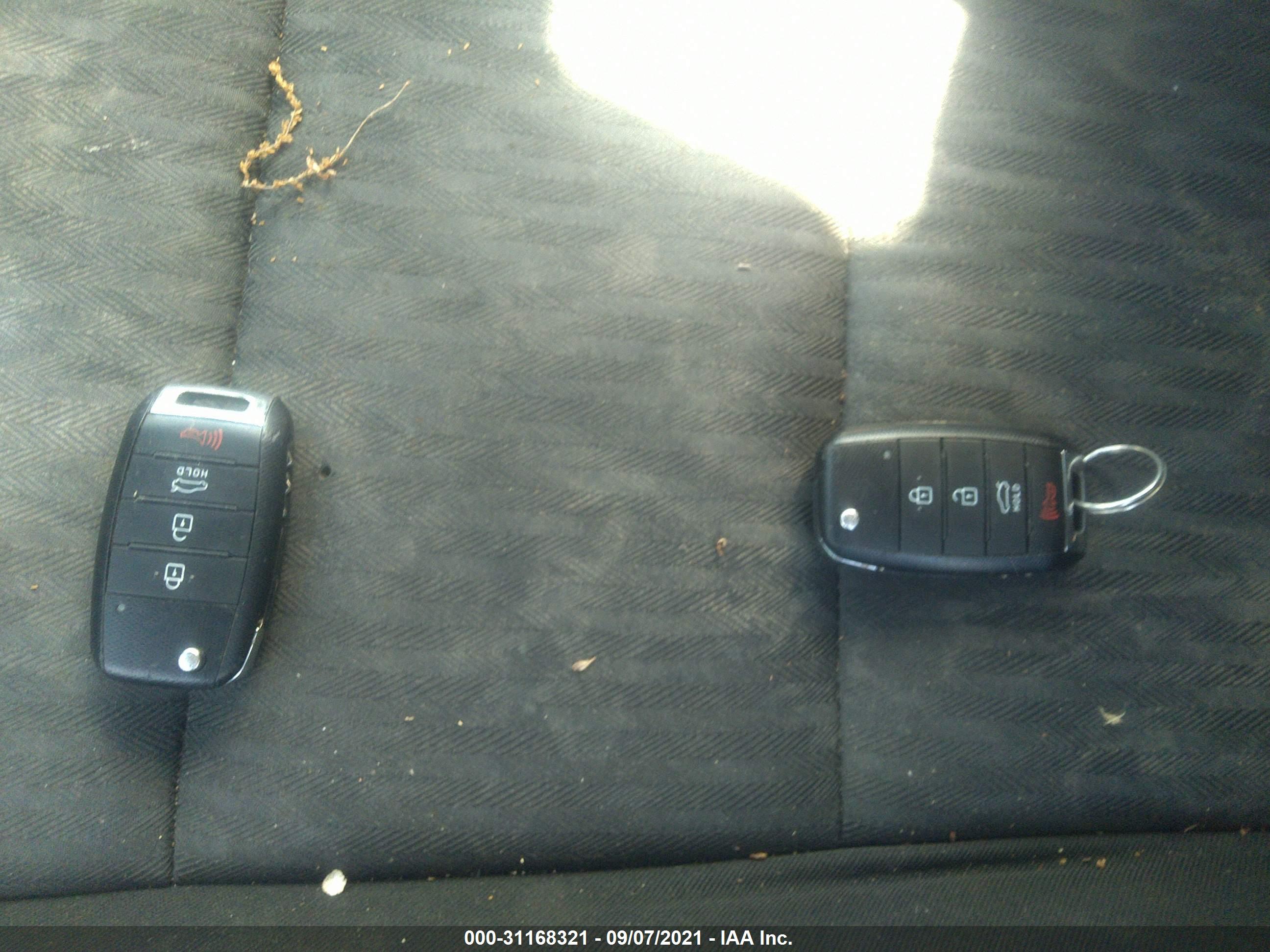 KIA FORTE image 11