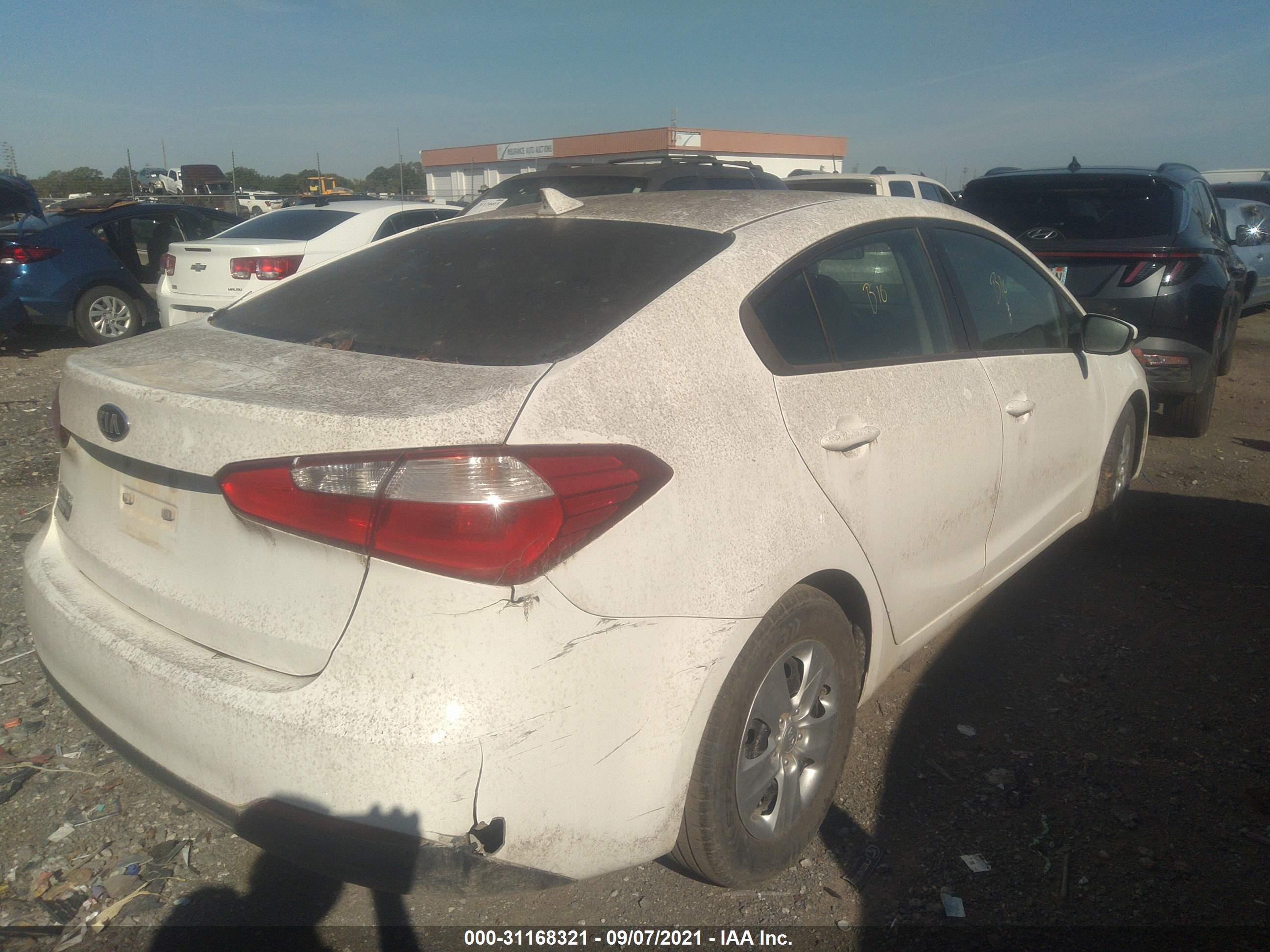 KIA FORTE image 4