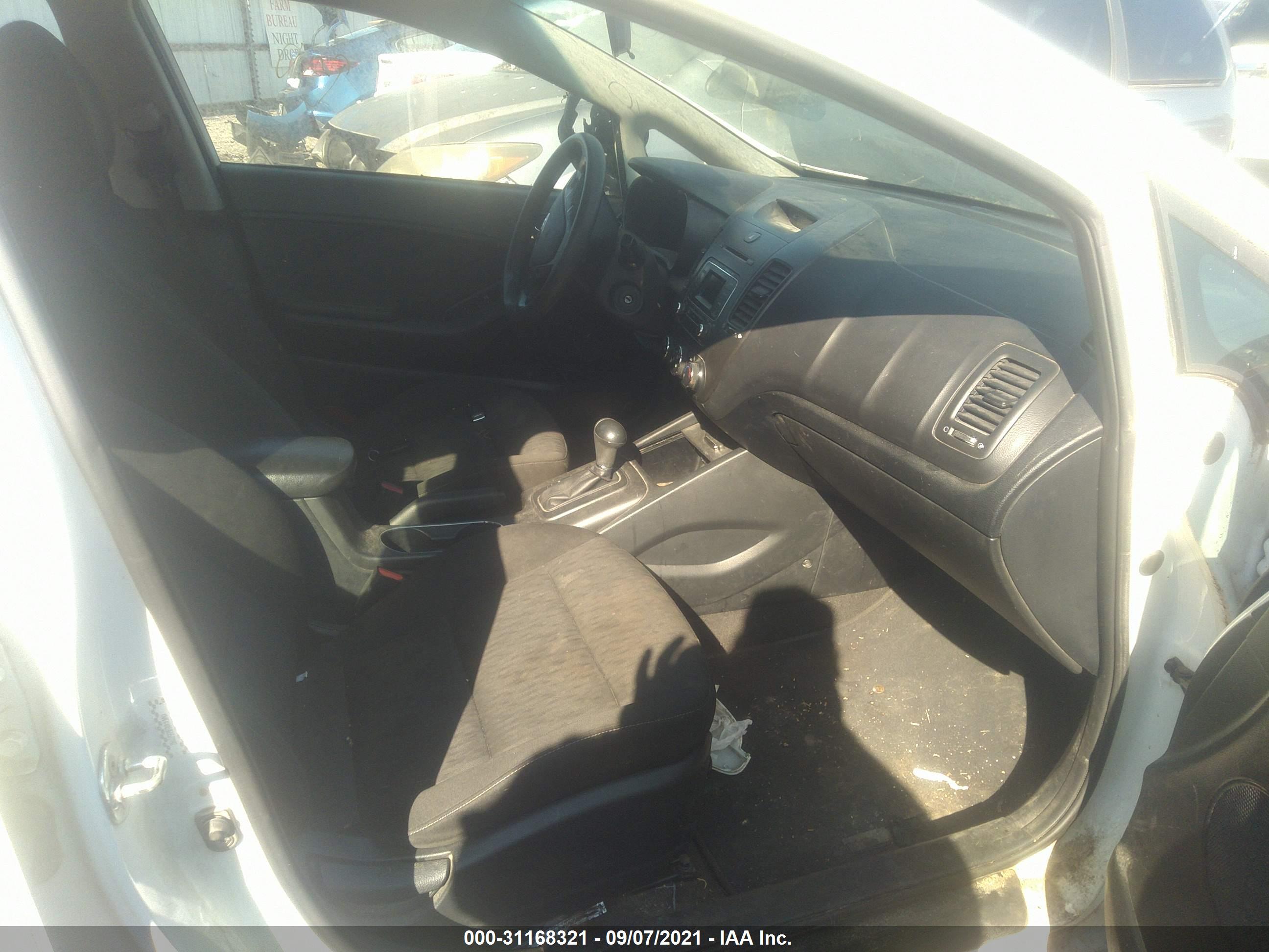 KIA FORTE image 5