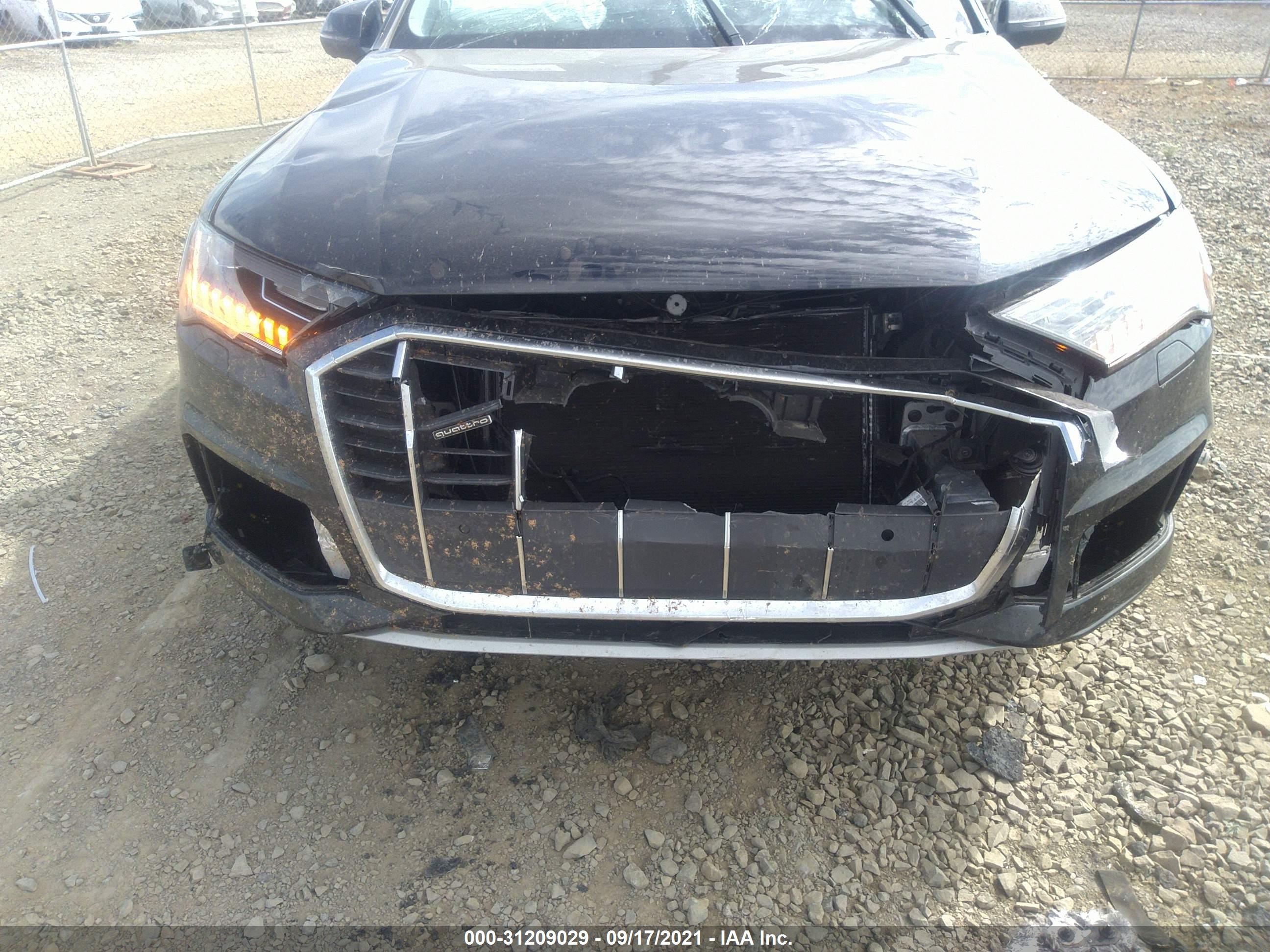 AUDI Q7 image 6