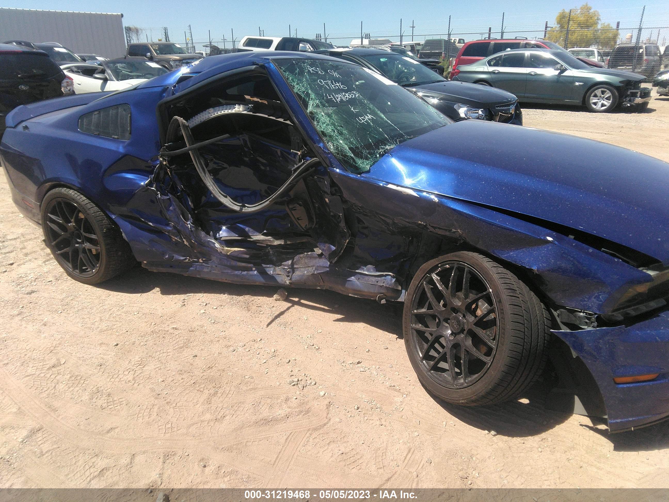 FORD MUSTANG image 6