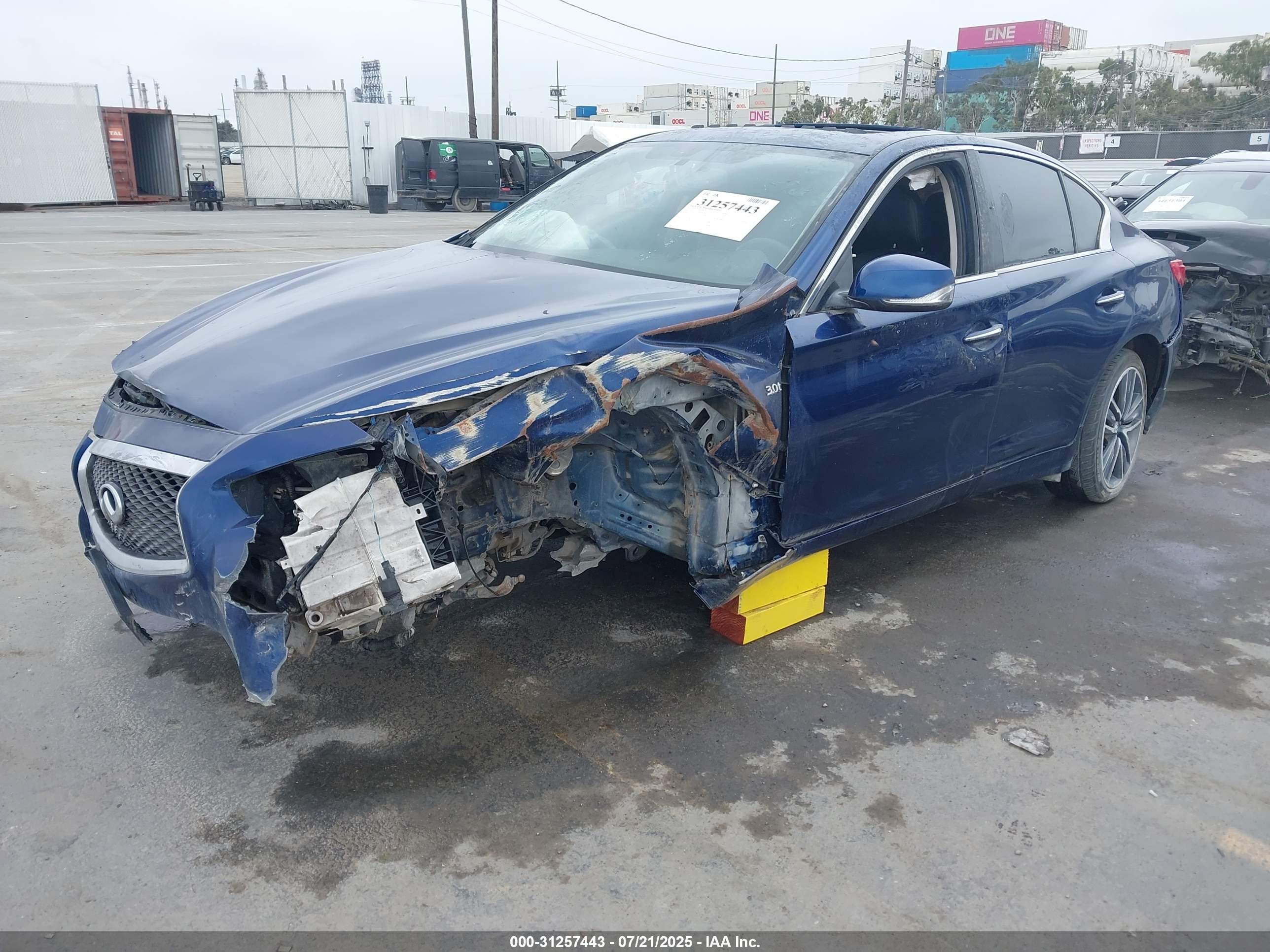 INFINITI Q50 image 2