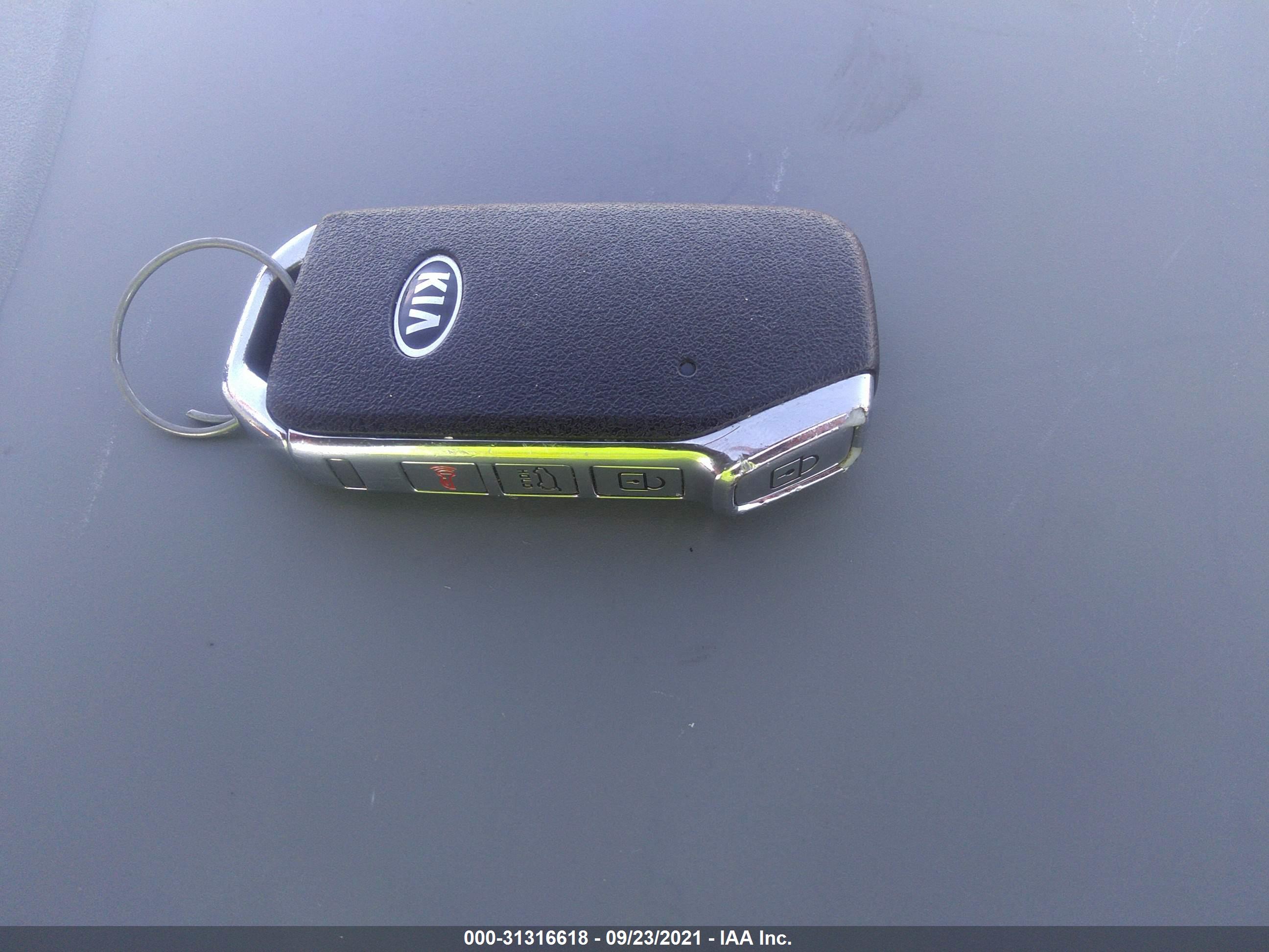 KIA TELLURIDE image 11