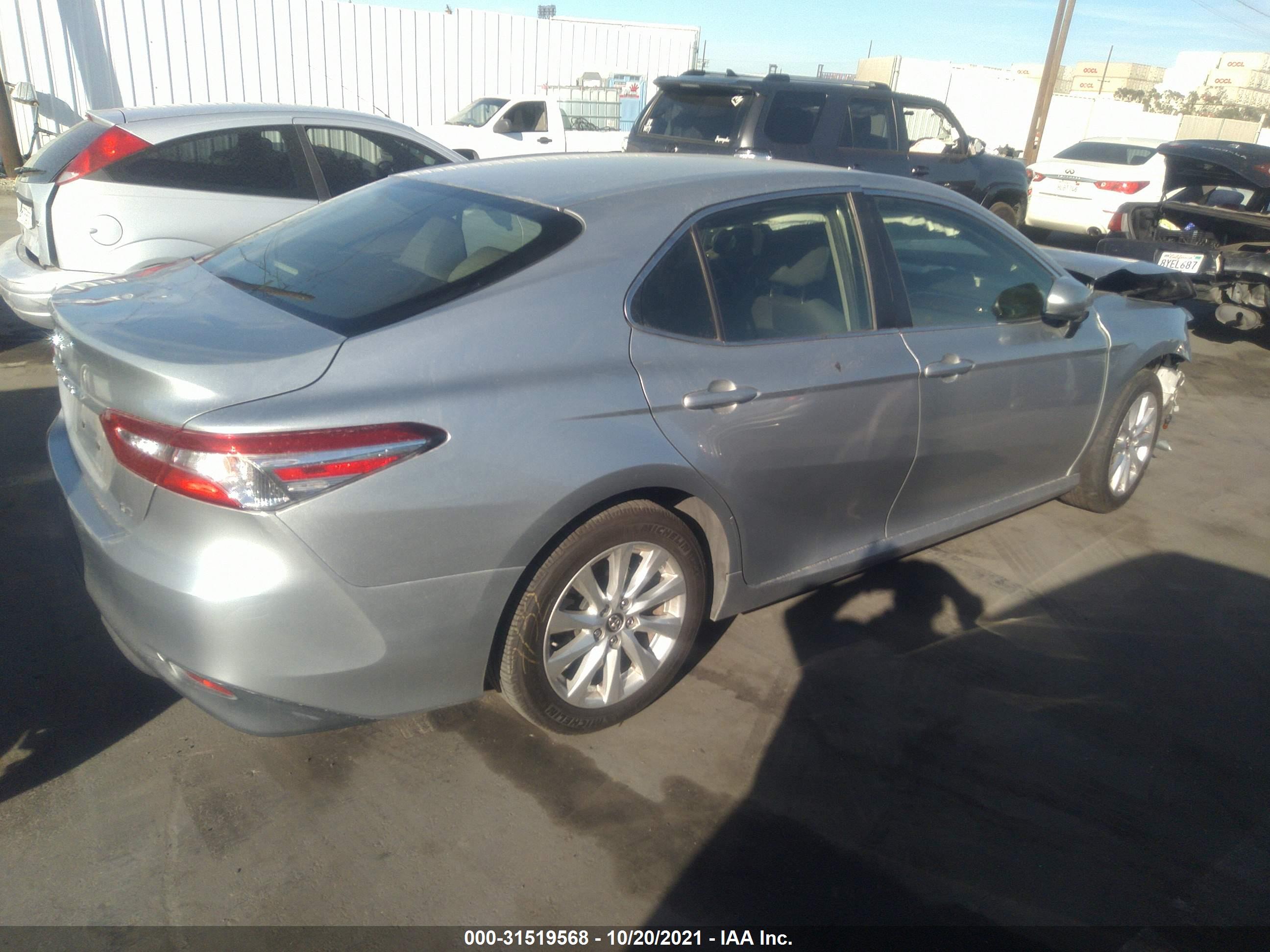 TOYOTA CAMRY image 4