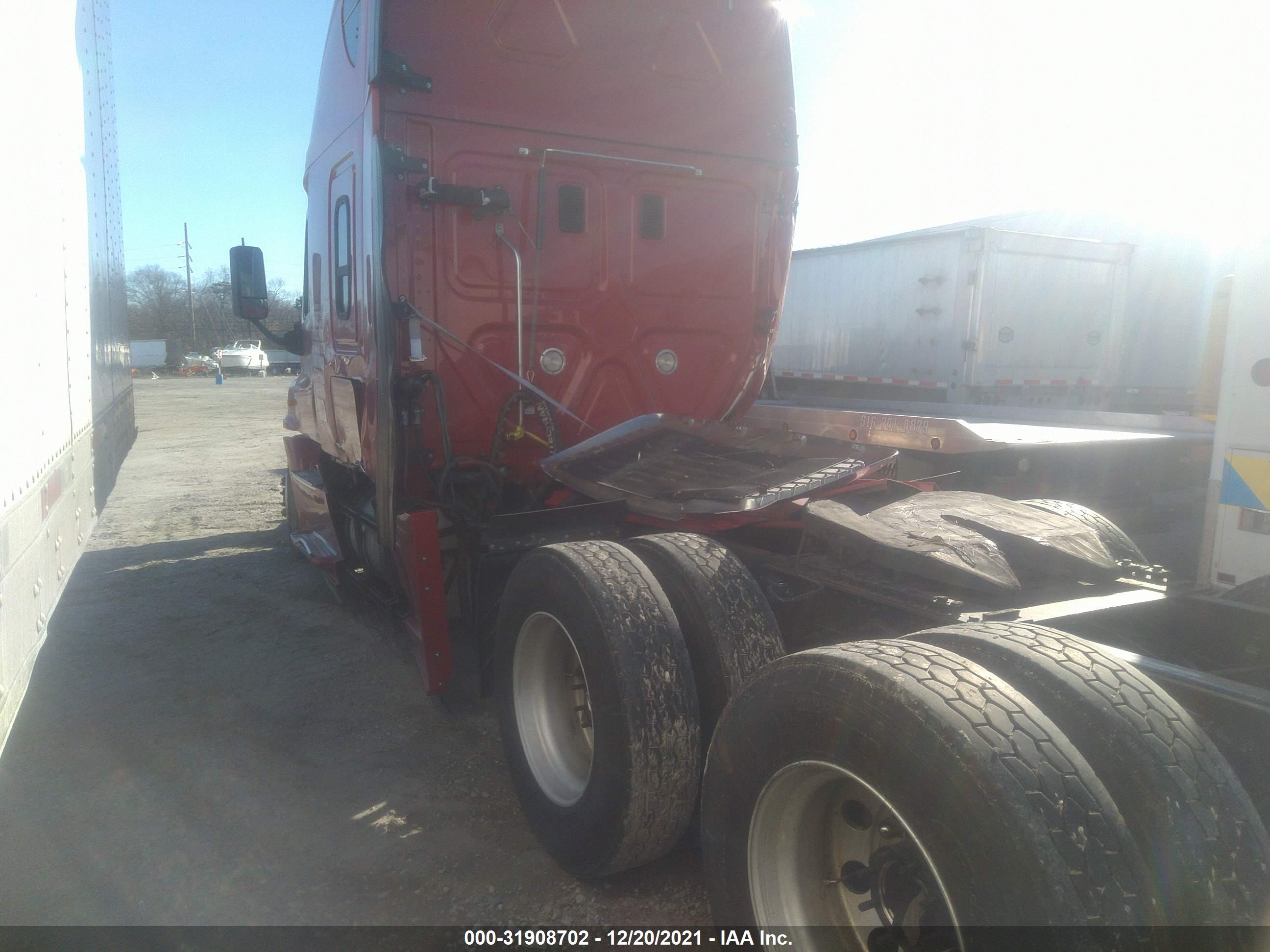 FREIGHTLINER CASCADIA image 3