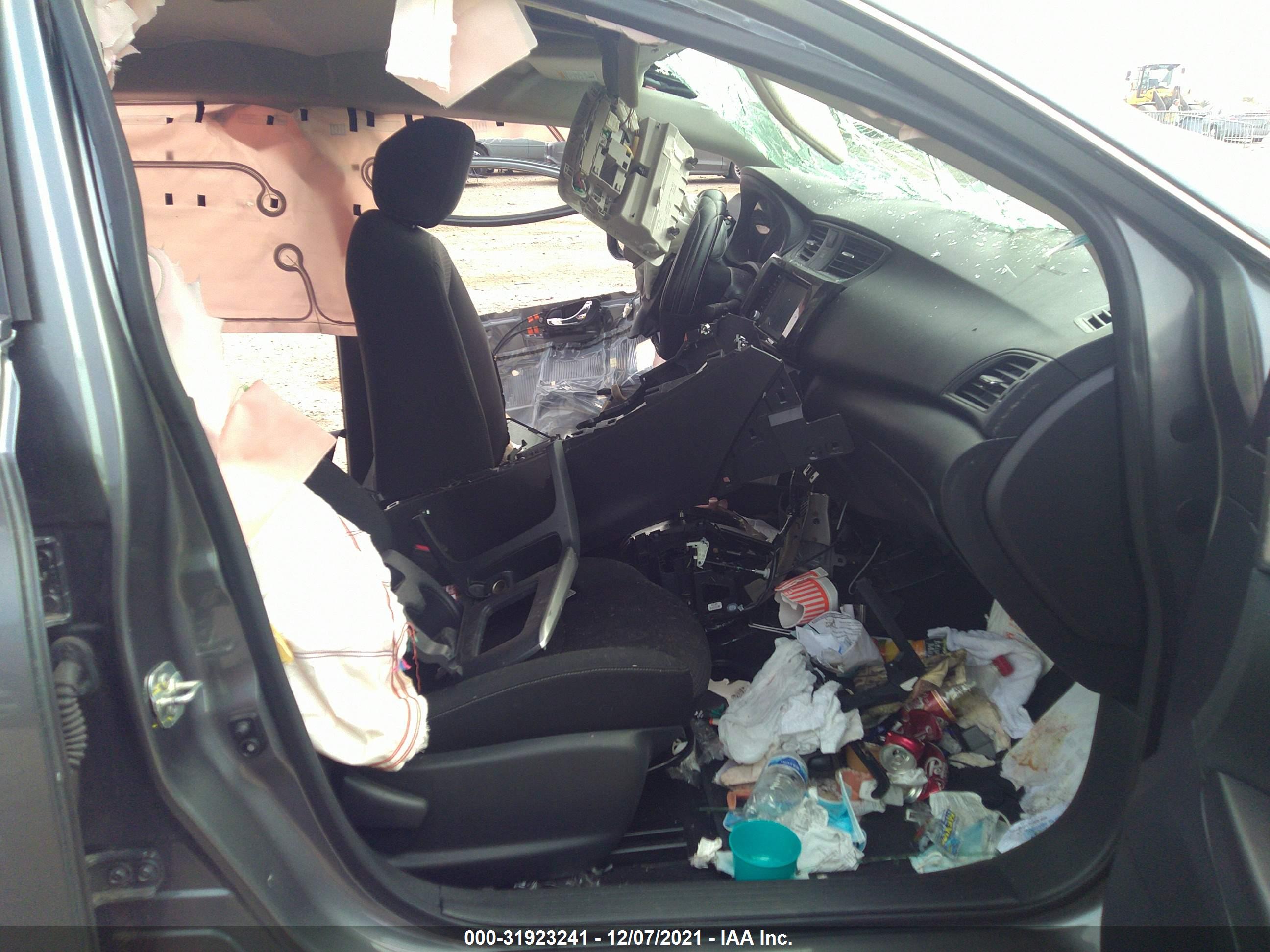 NISSAN SENTRA image 5