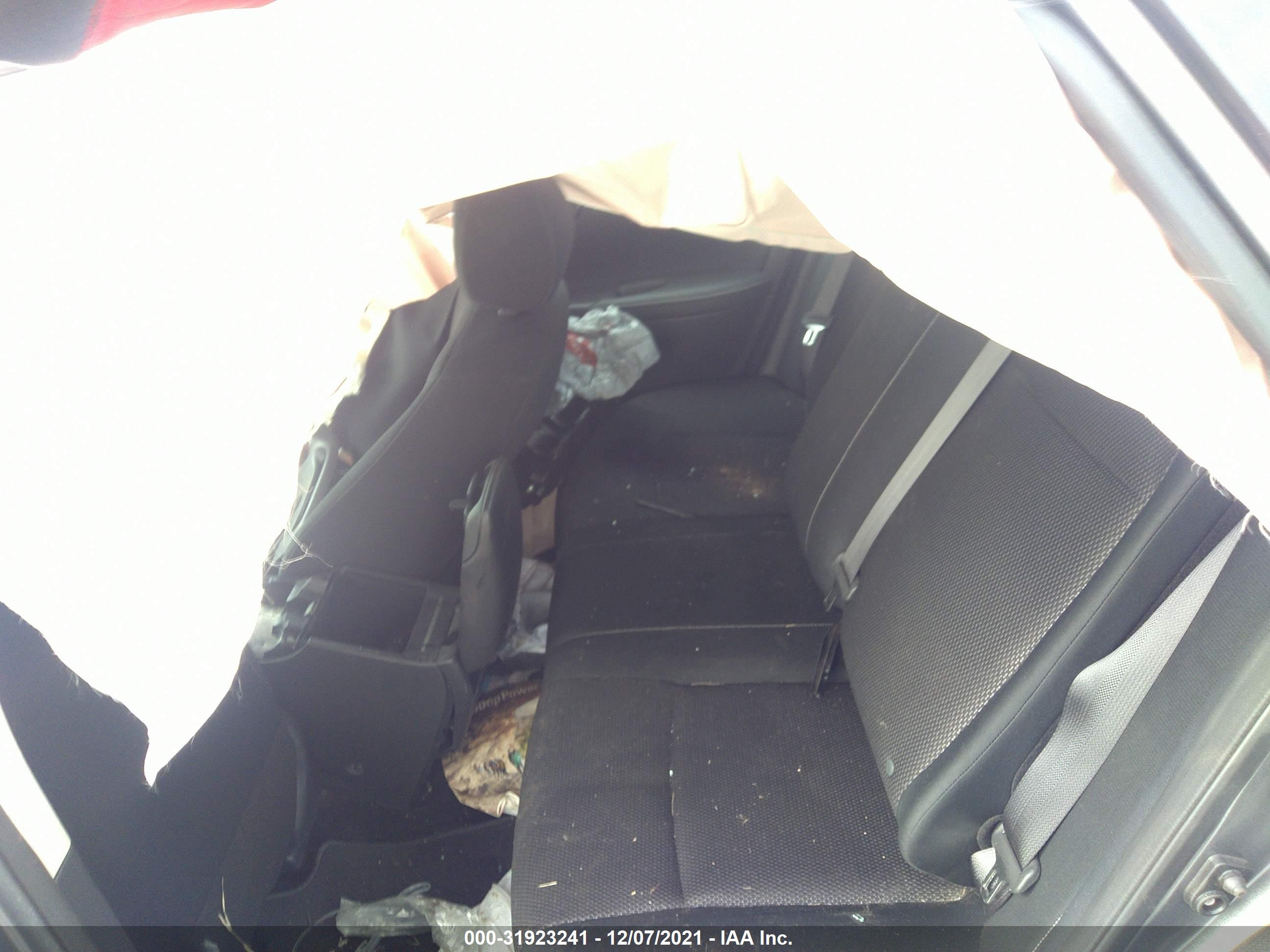 NISSAN SENTRA image 8