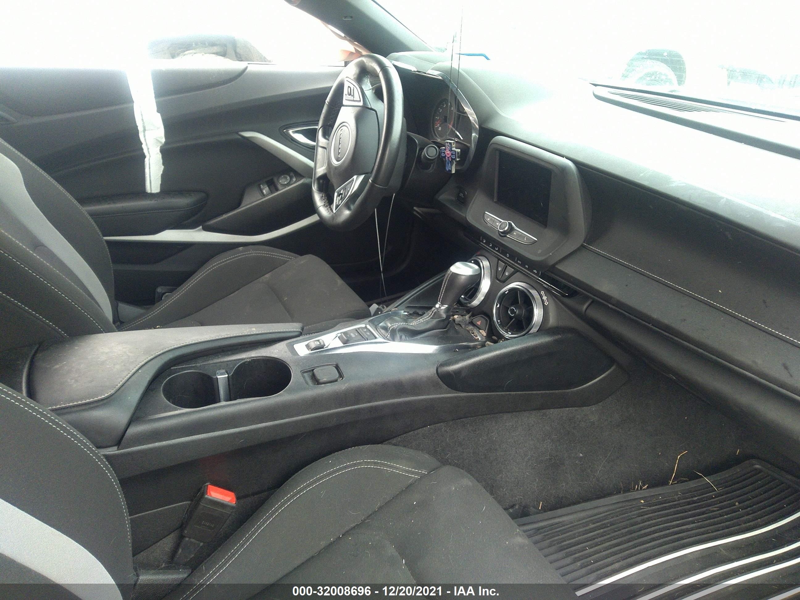 CHEVROLET CAMARO image 5