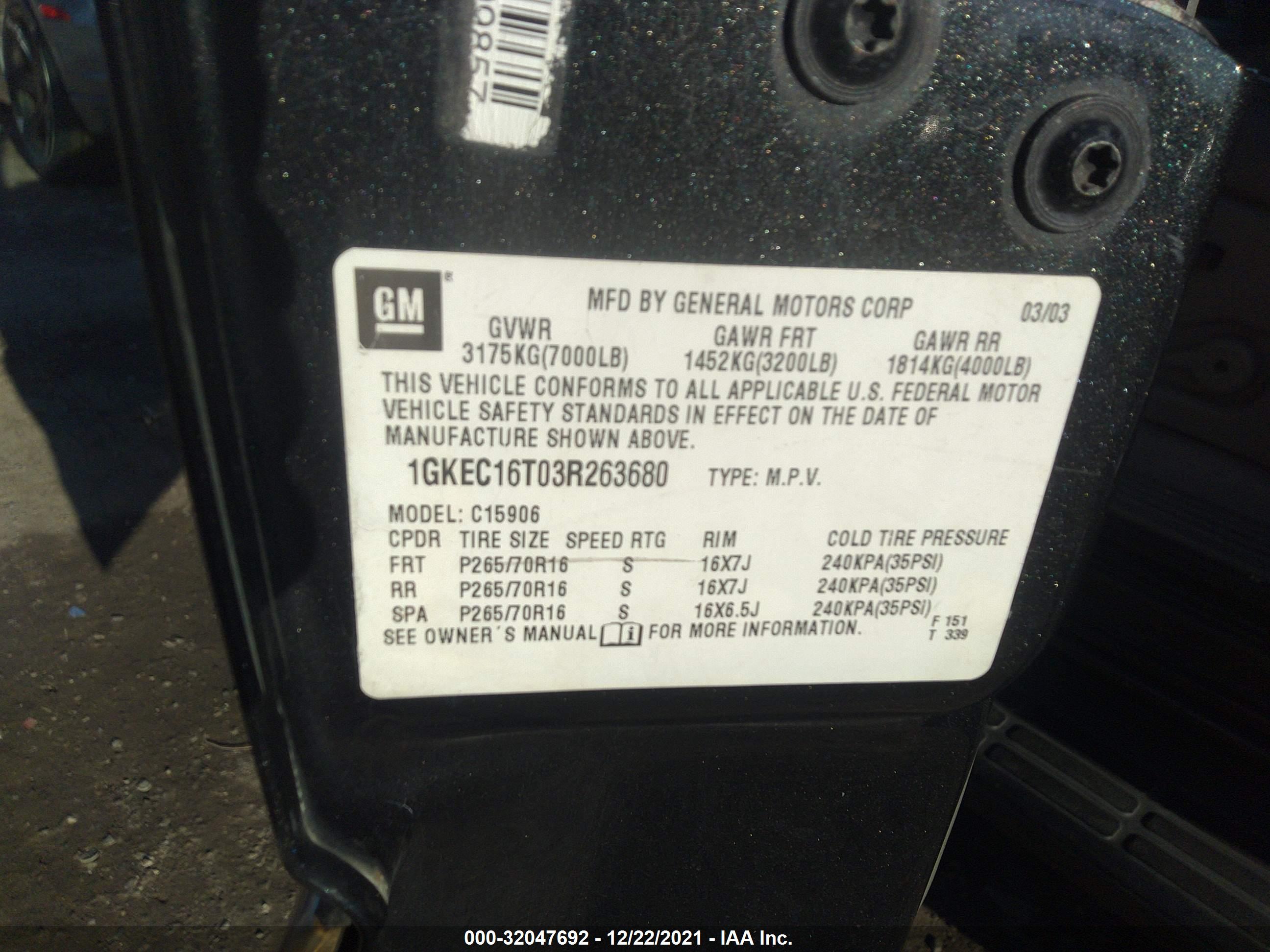 GMC YUKON image 9