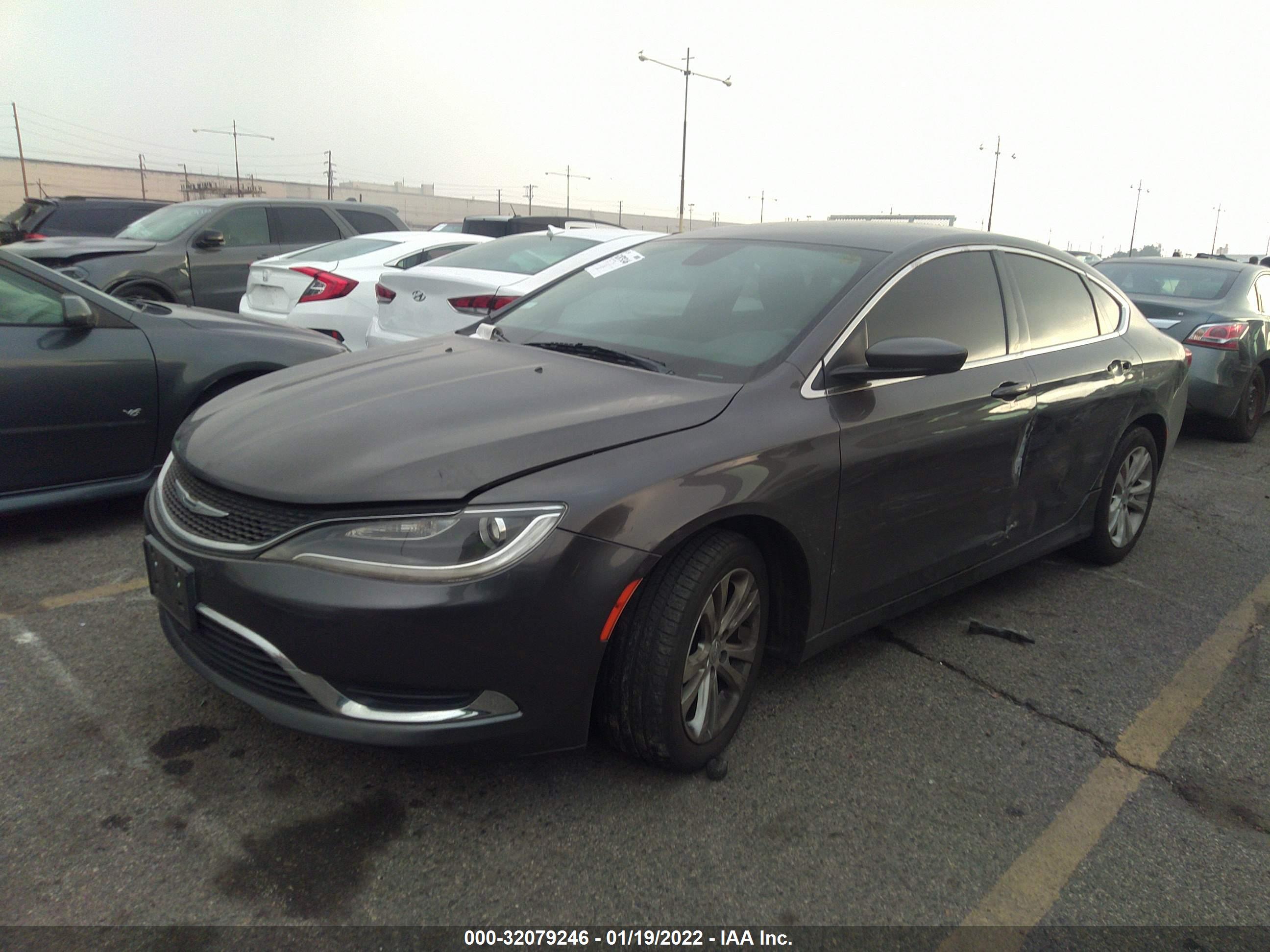 CHRYSLER 200 image 2