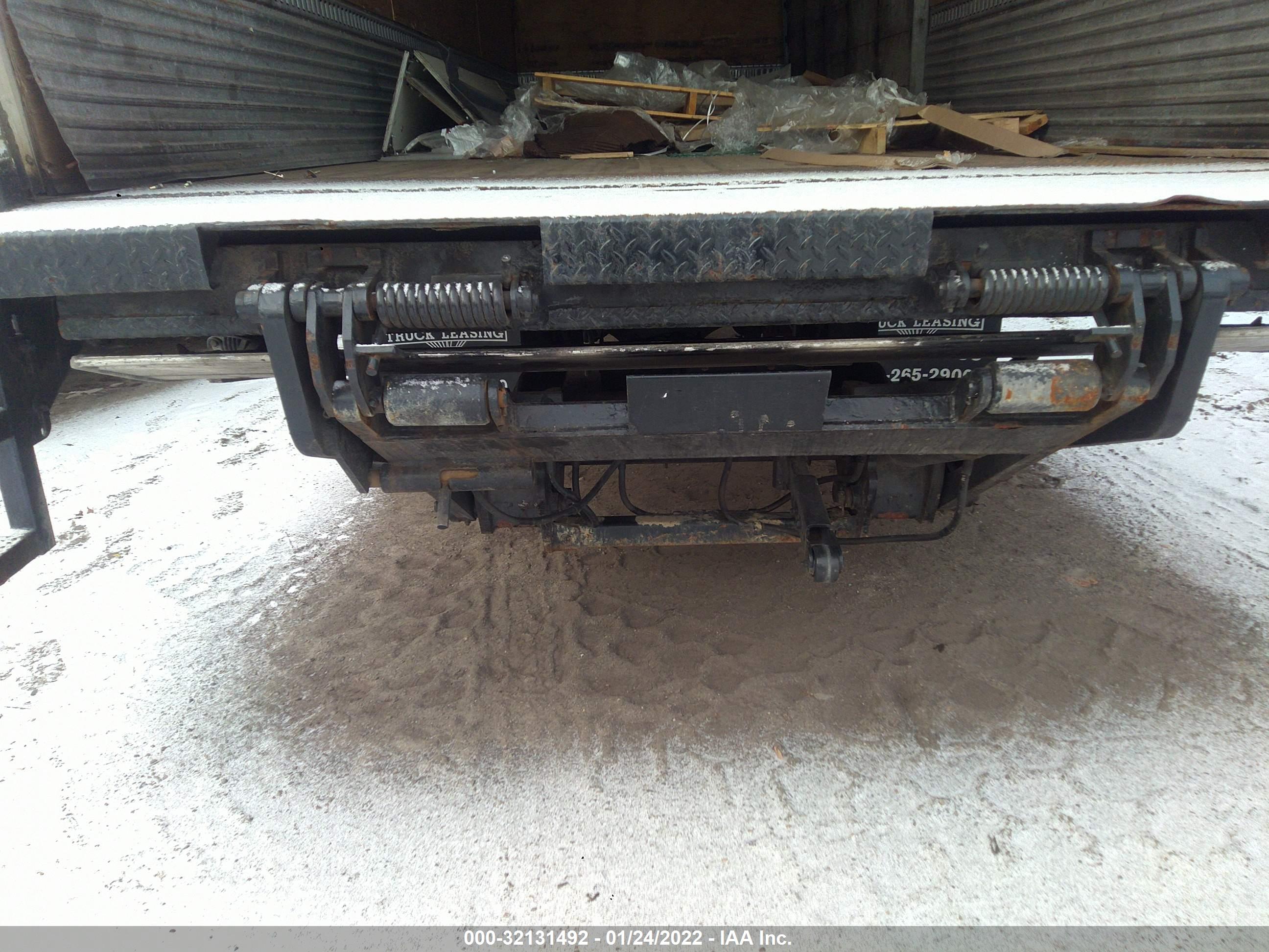 HINO 258/268 image 7